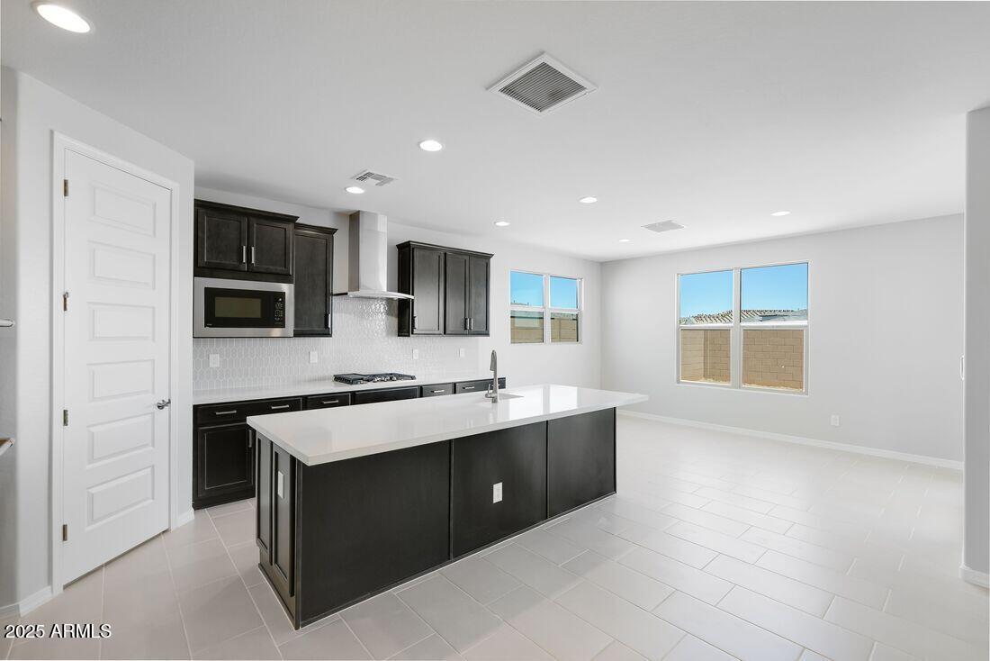 17118 W HACKAMORE Drive