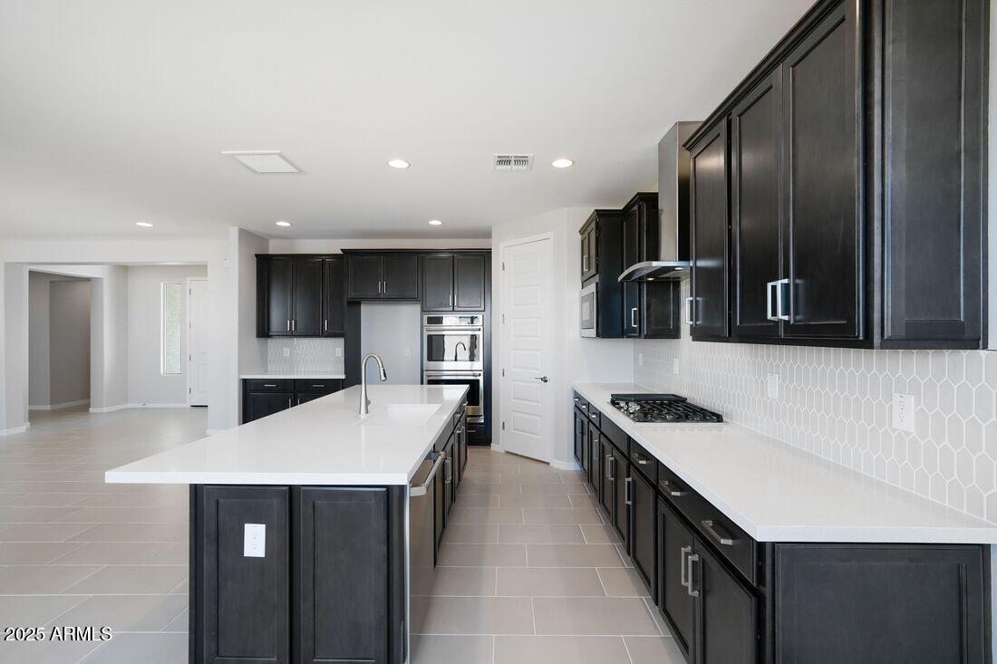 17118 W HACKAMORE Drive