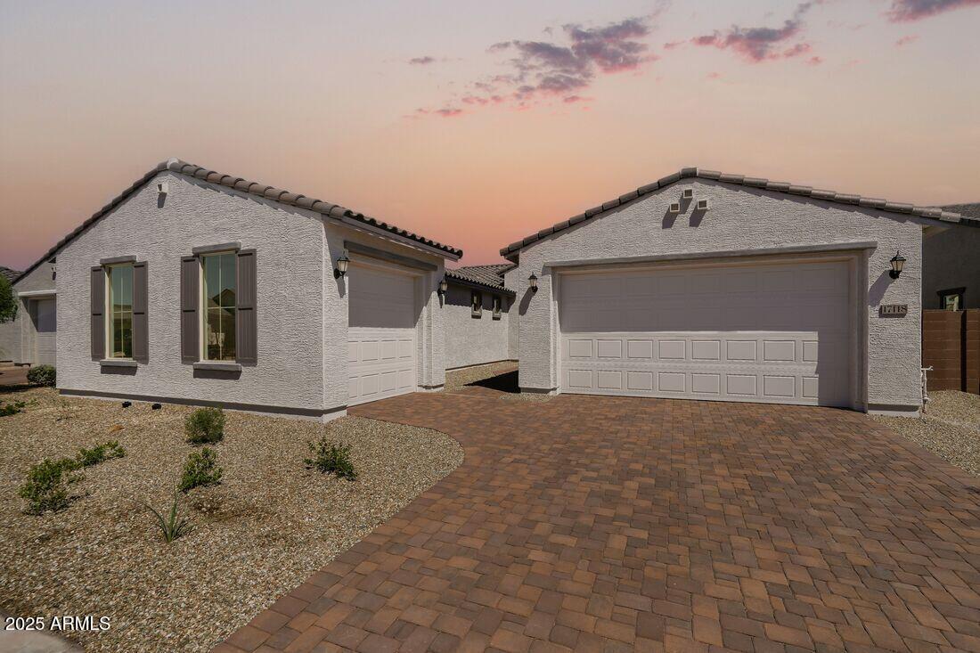 17118 W HACKAMORE Drive