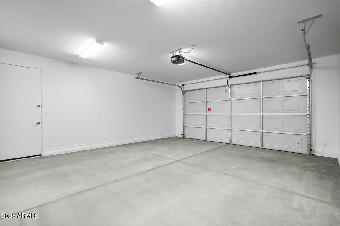 17118 W HACKAMORE Drive