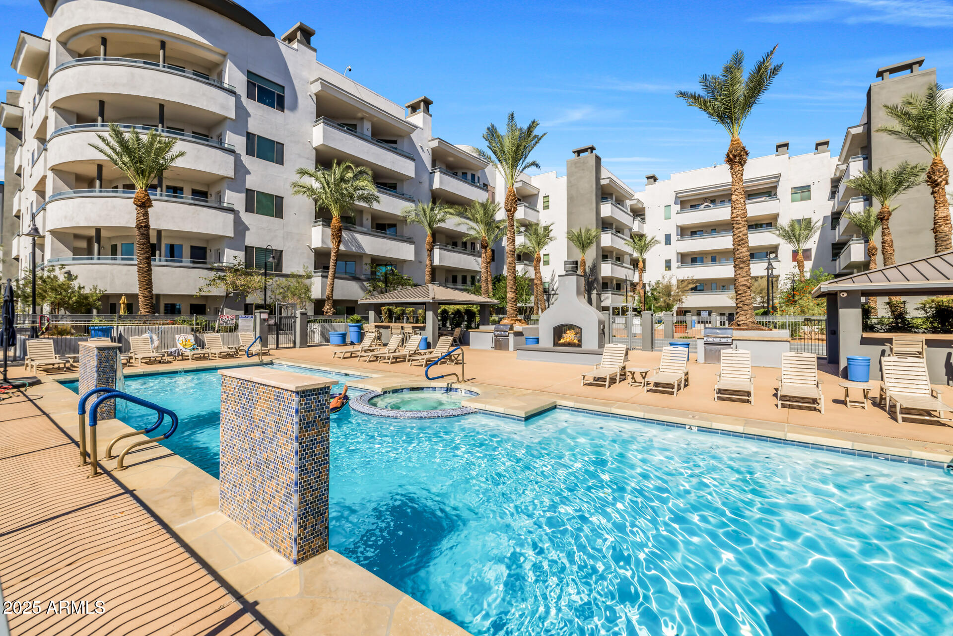 945 E PLAYA DEL NORTE Drive, 1022