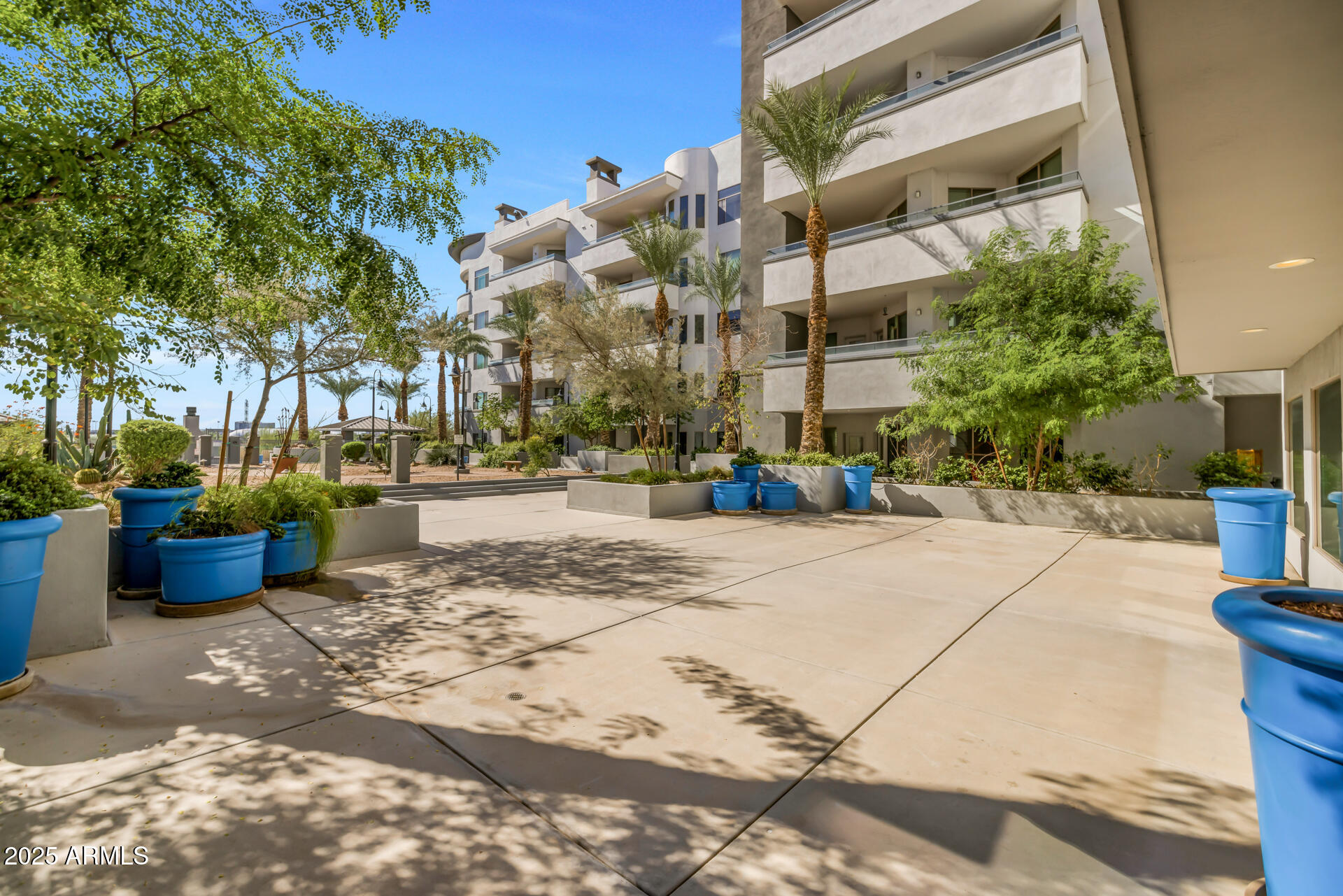945 E PLAYA DEL NORTE Drive, 1022