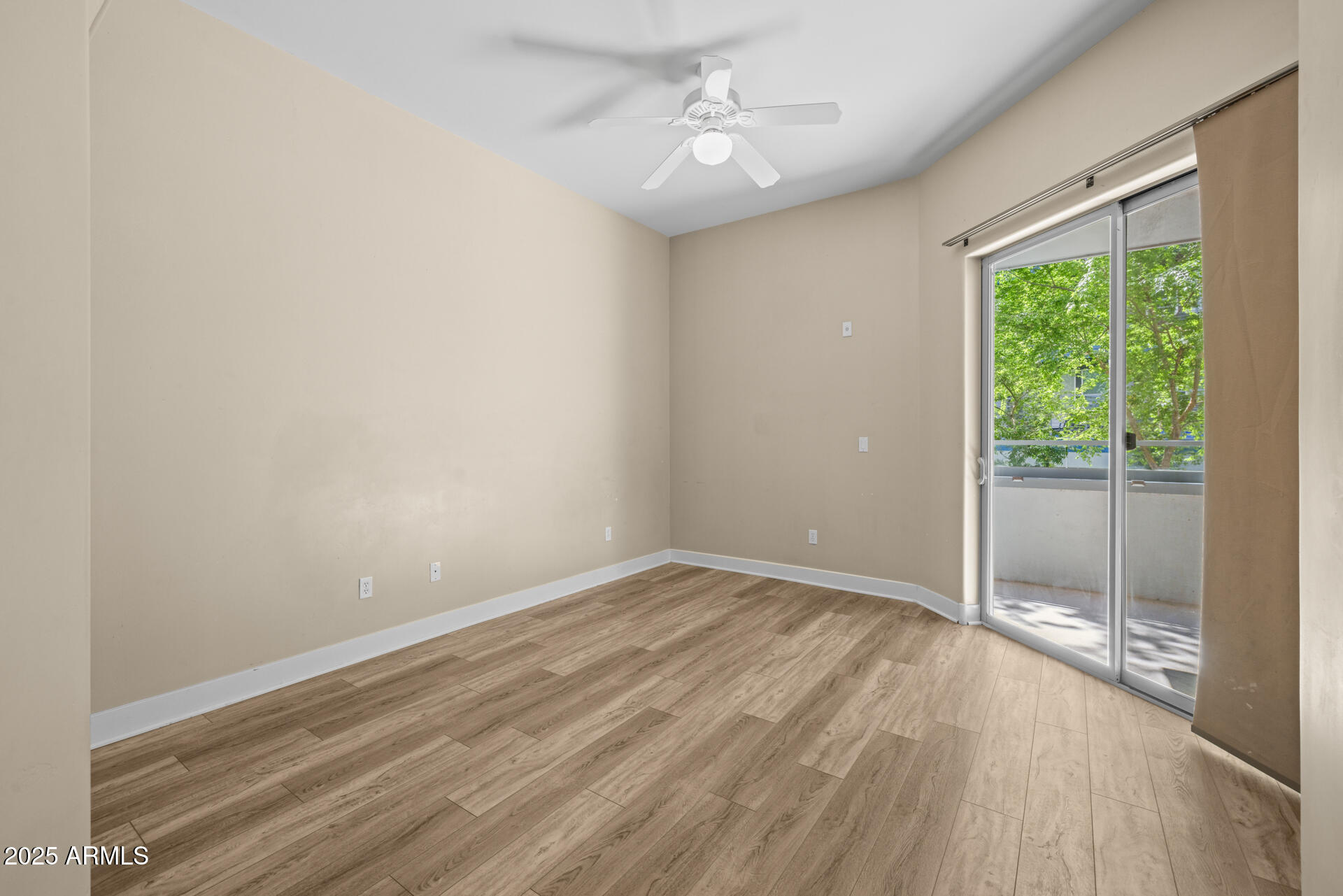 945 E PLAYA DEL NORTE Drive, 1022