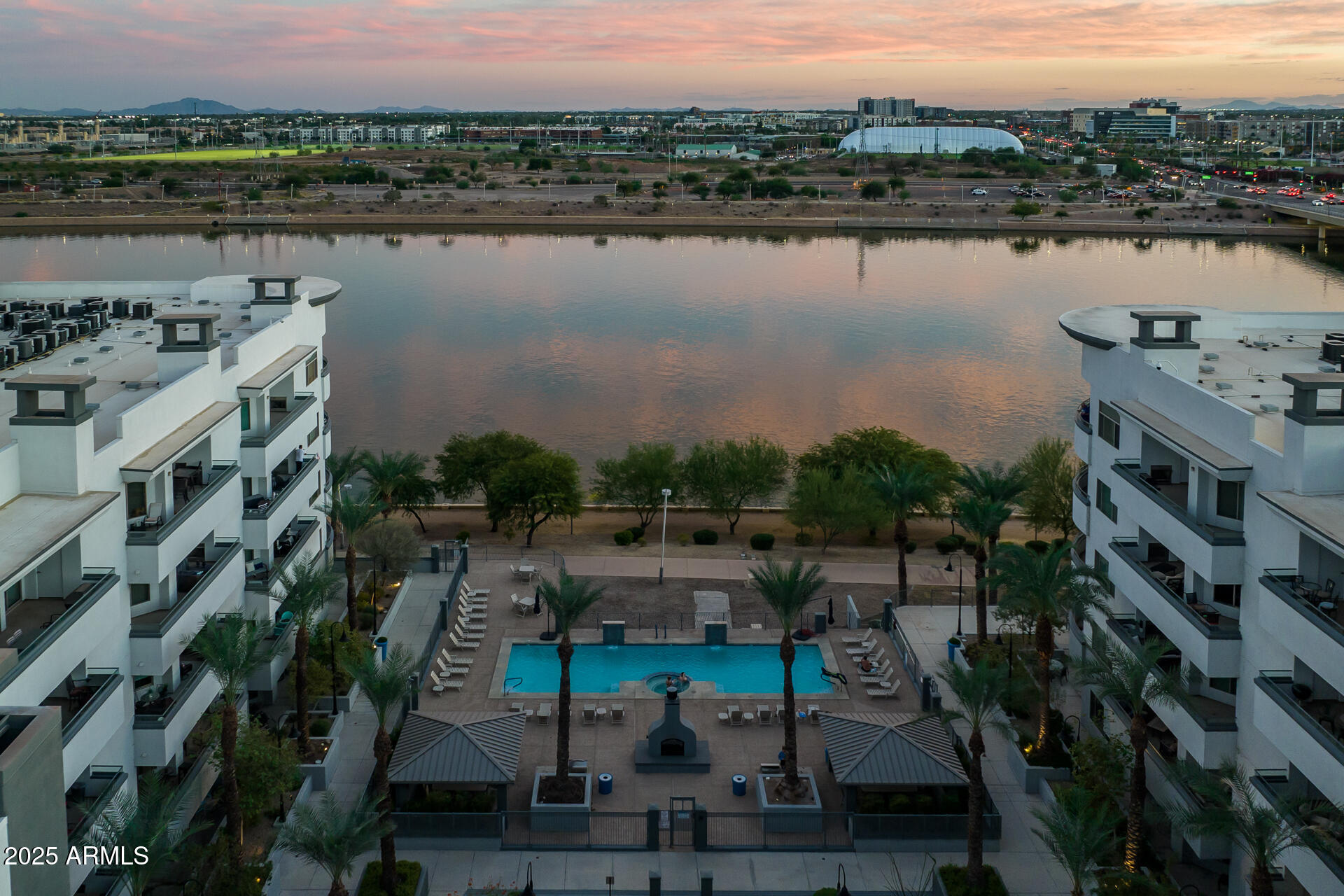 945 E PLAYA DEL NORTE Drive, 1022