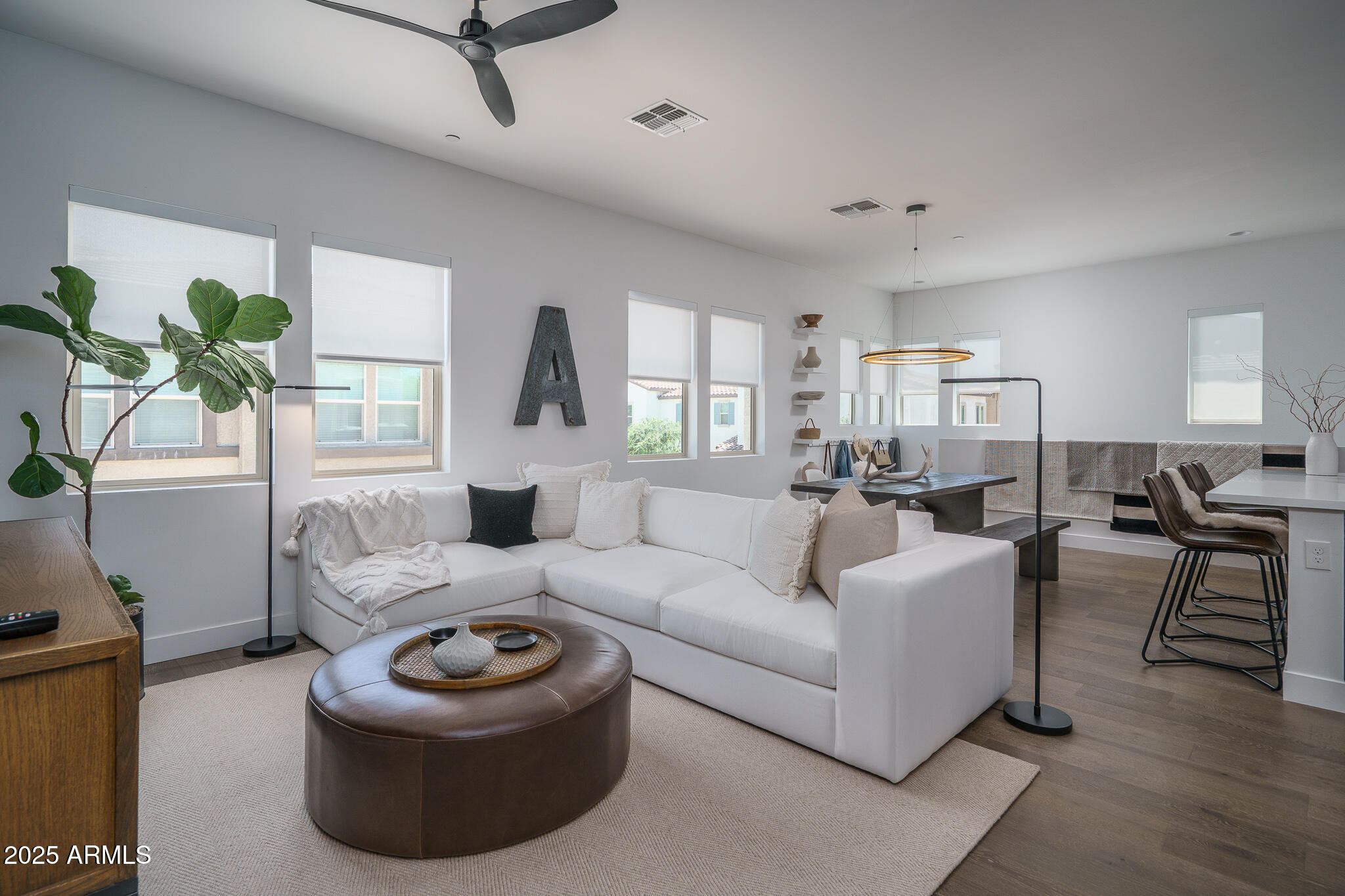 14870 W ENCANTO Boulevard, 2123