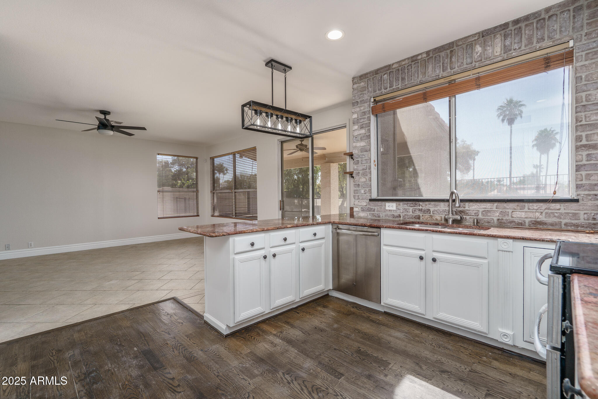 5951 W IRMA Lane