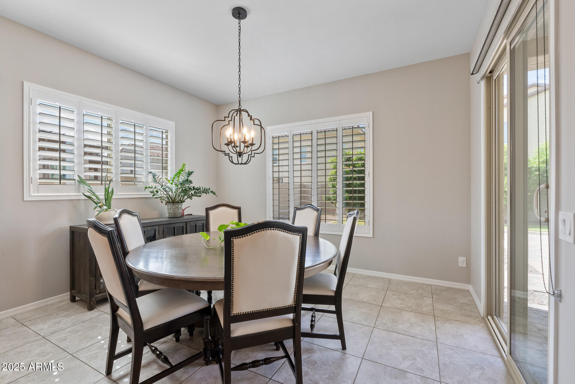 18929 W WINDSOR Boulevard