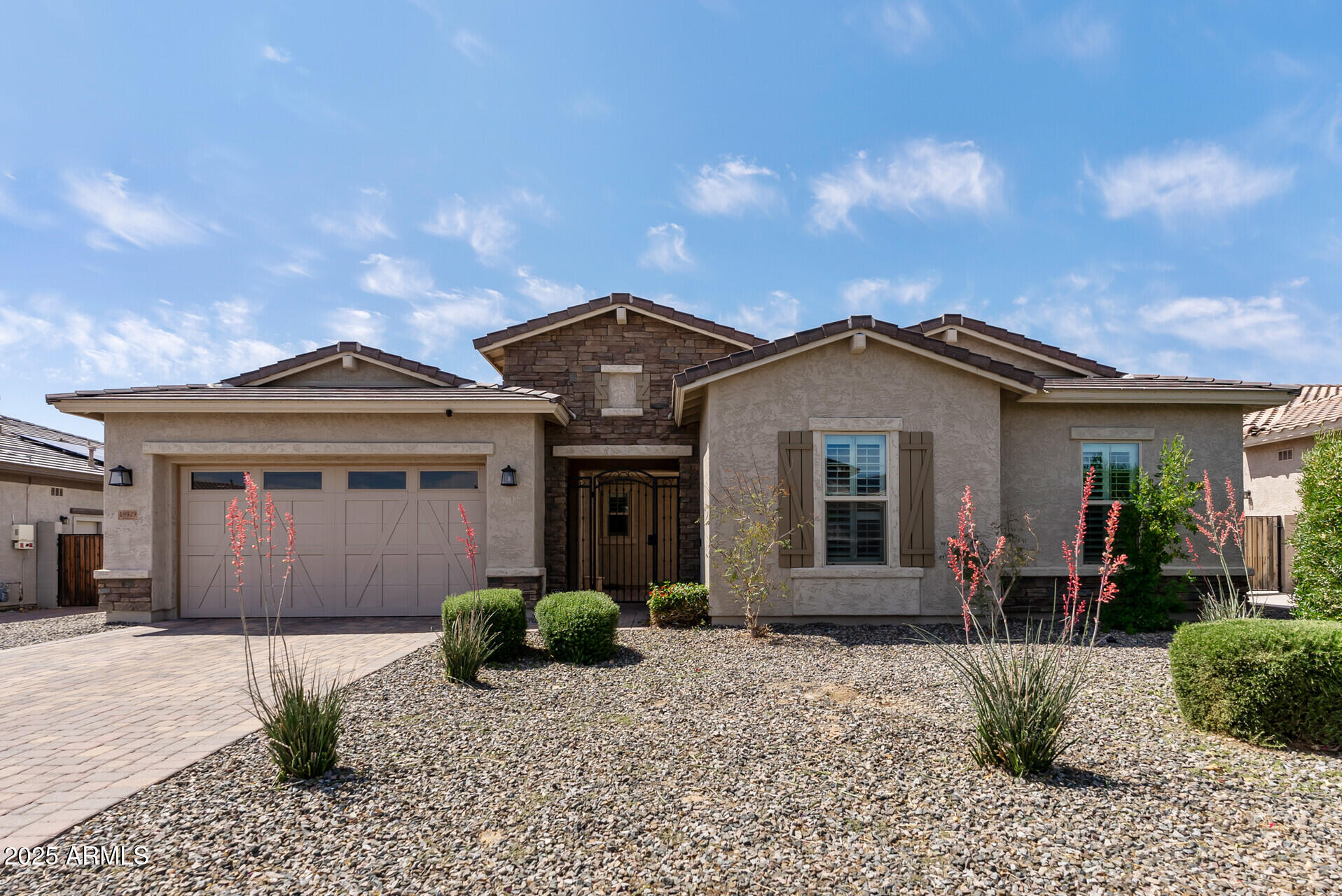 18929 W WINDSOR Boulevard