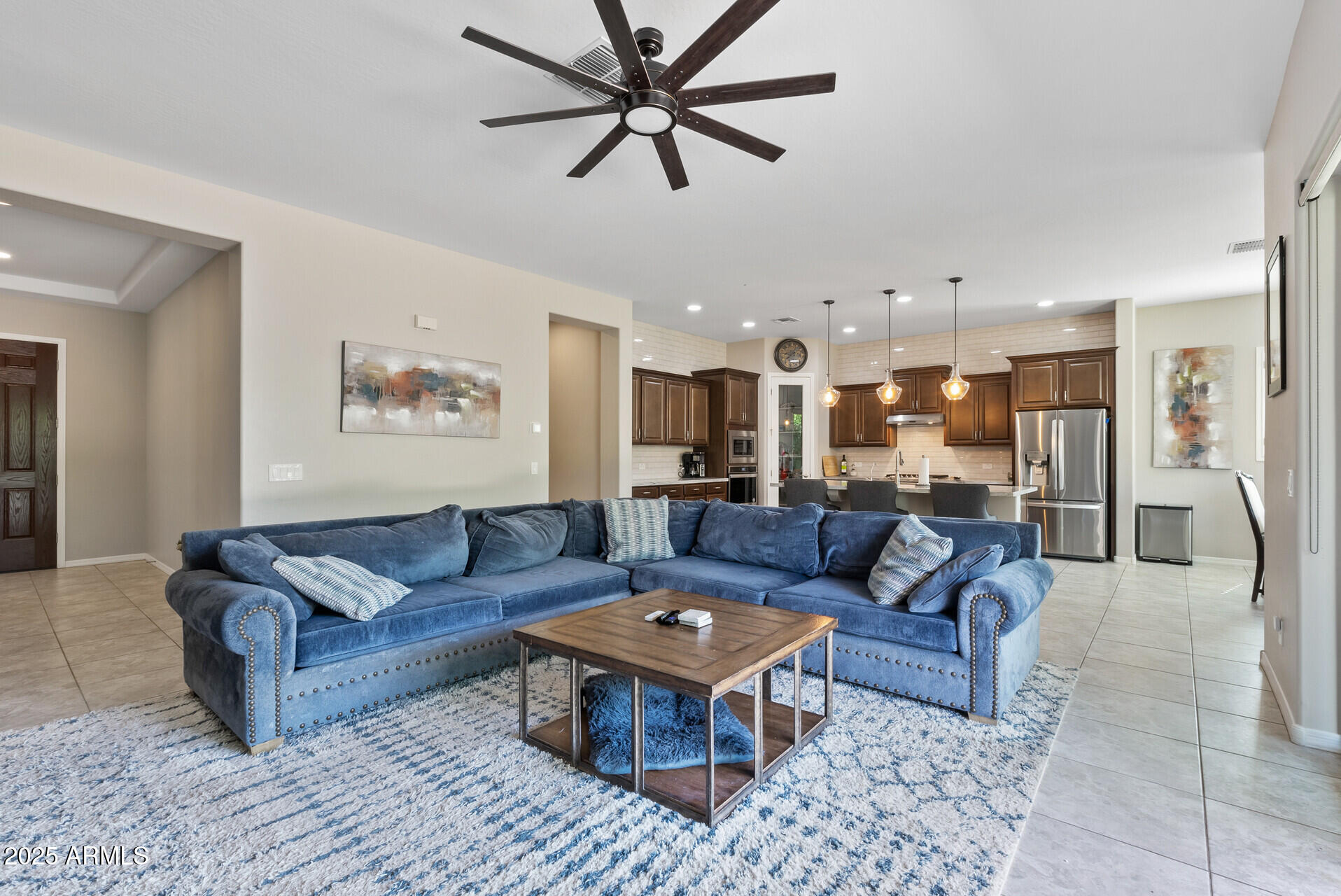 18929 W WINDSOR Boulevard