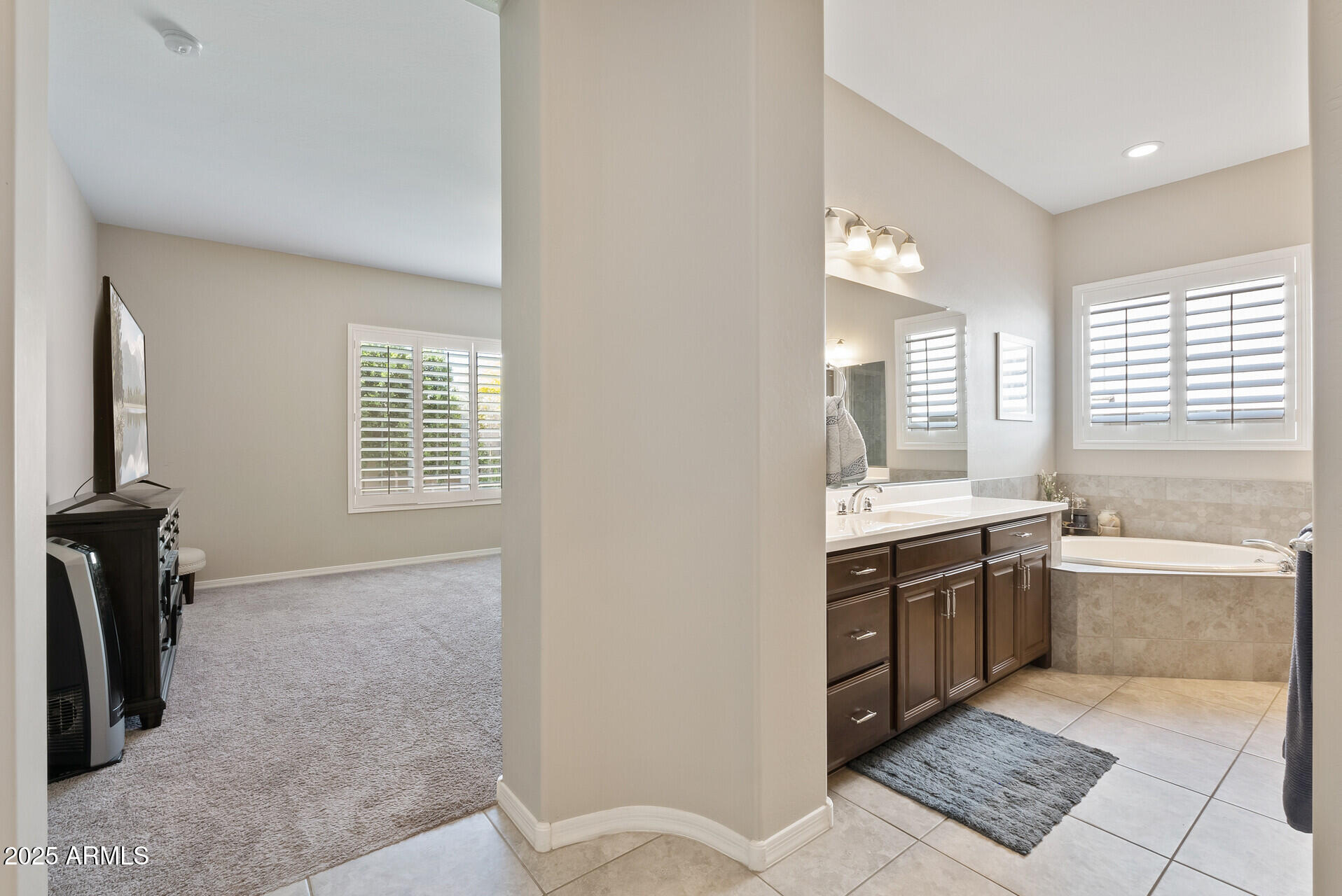 18929 W WINDSOR Boulevard