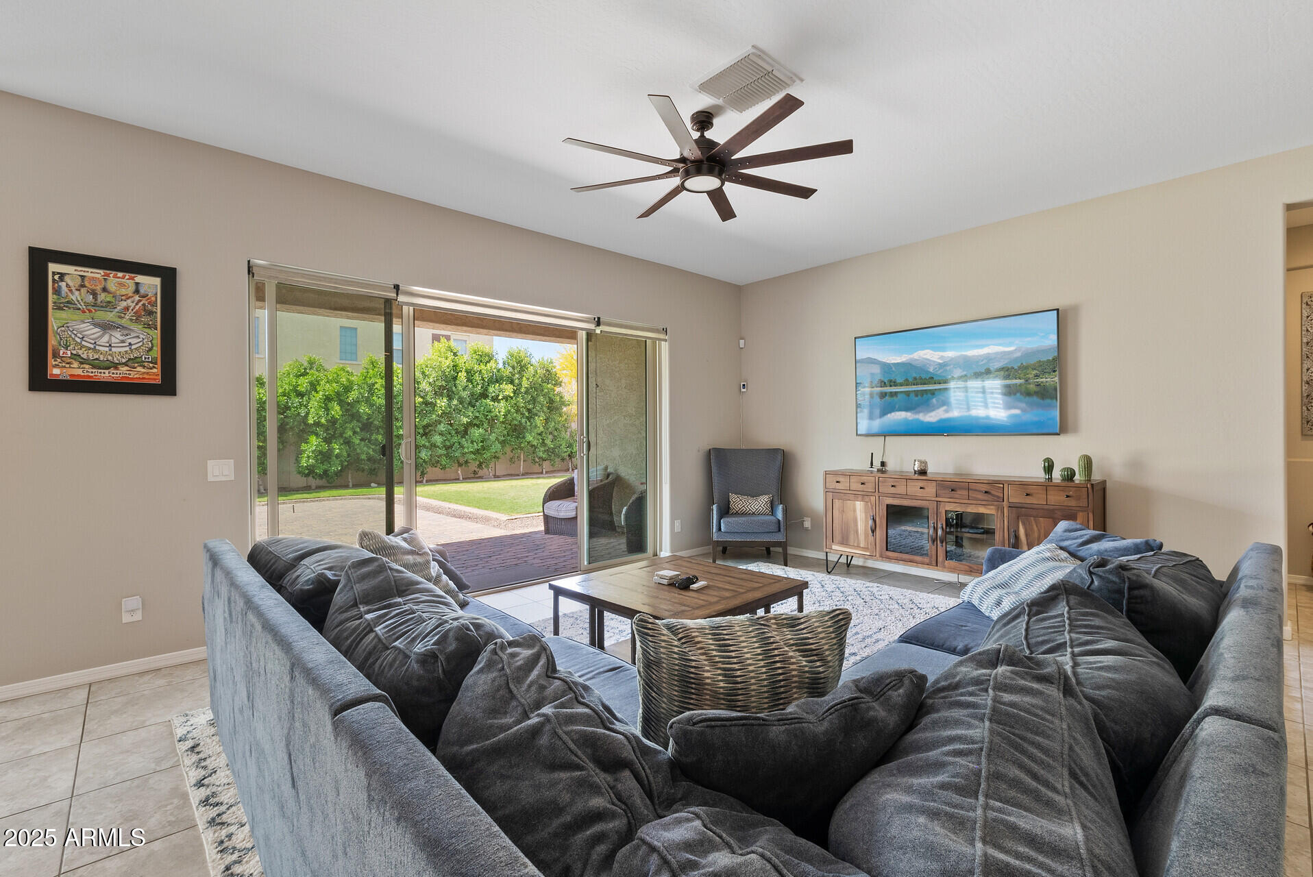 18929 W WINDSOR Boulevard