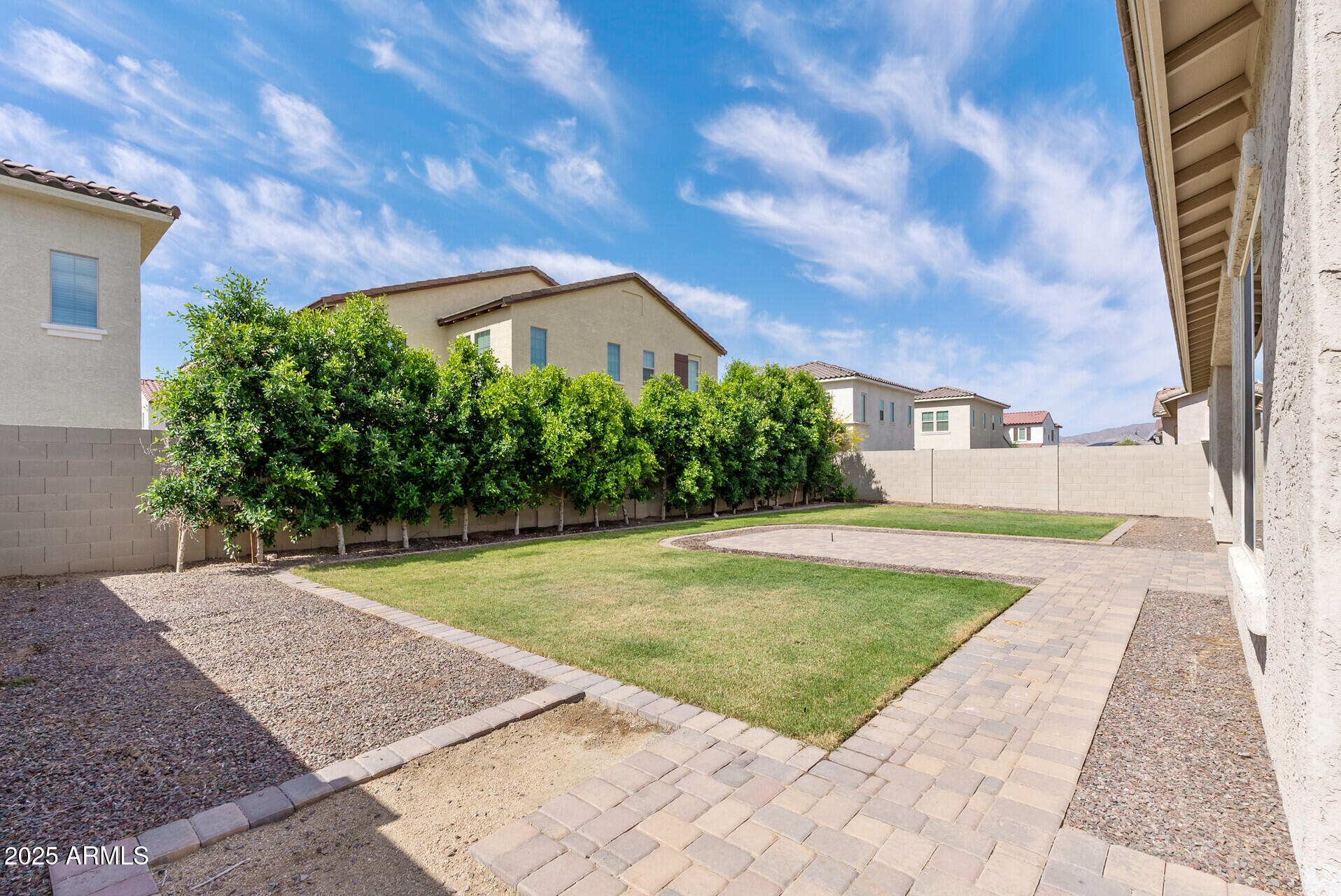 18929 W WINDSOR Boulevard