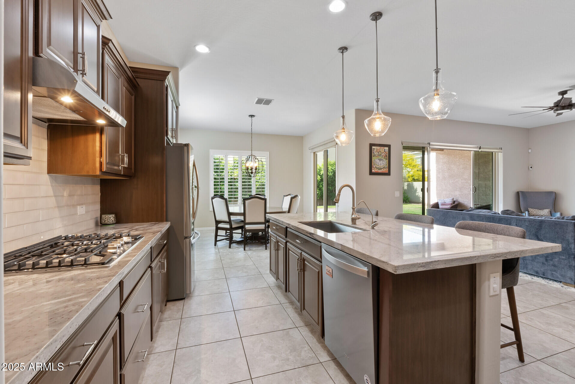 18929 W WINDSOR Boulevard