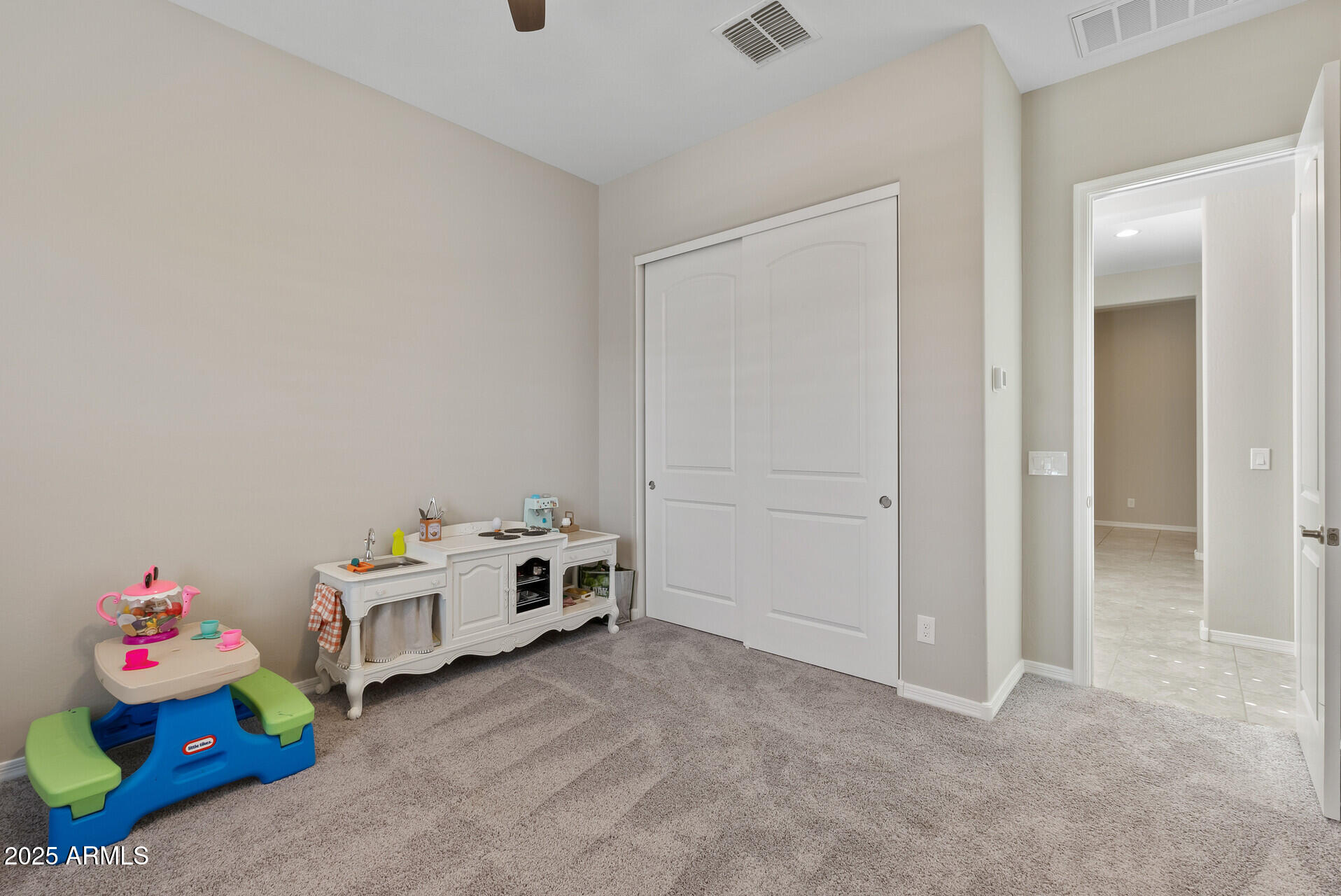 18929 W WINDSOR Boulevard