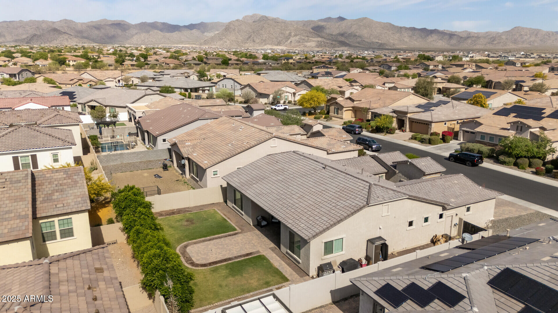 18929 W WINDSOR Boulevard