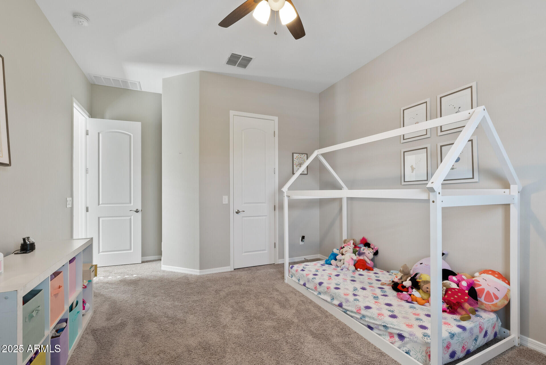 18929 W WINDSOR Boulevard