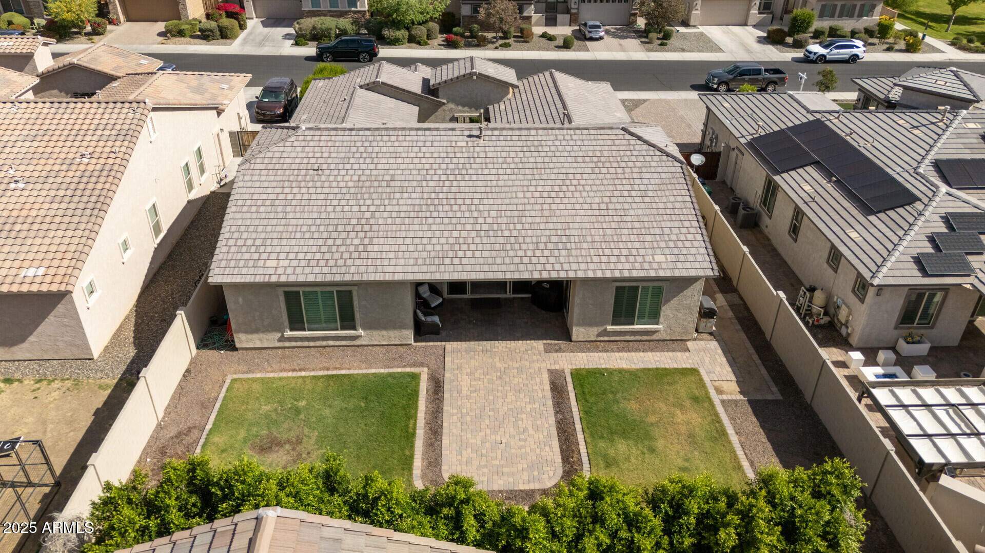 18929 W WINDSOR Boulevard