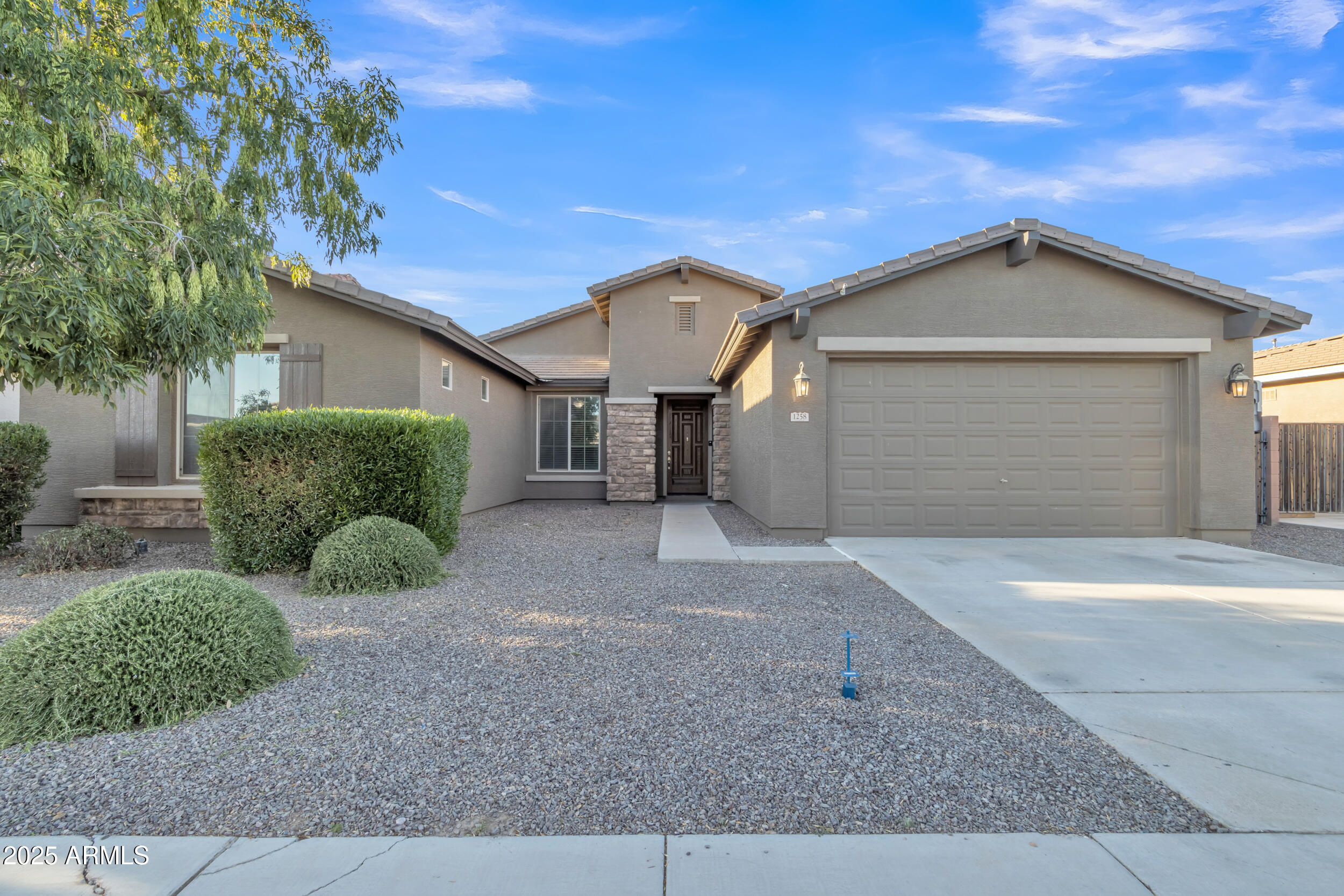 1258 W PLANE TREE Avenue