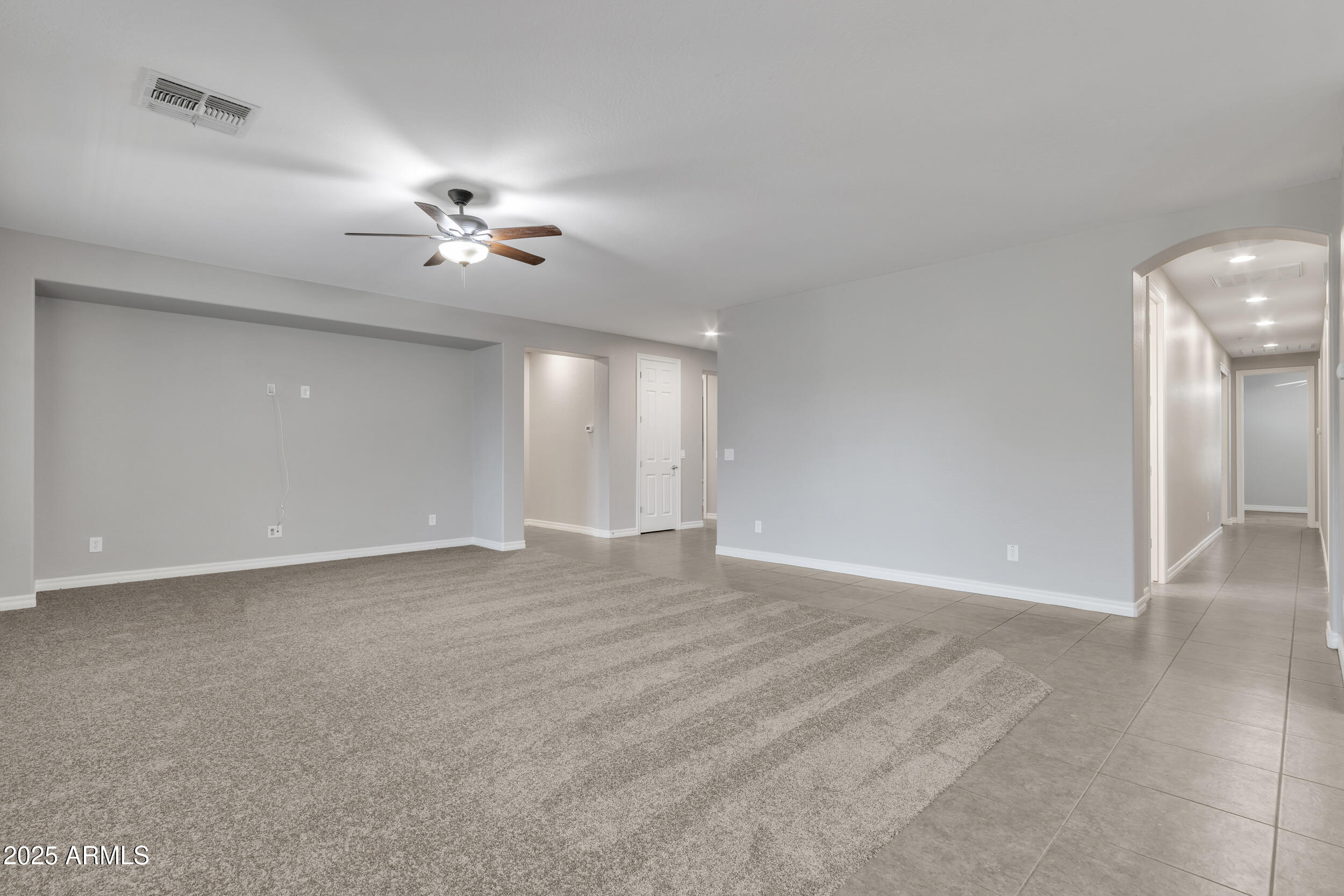 1258 W PLANE TREE Avenue