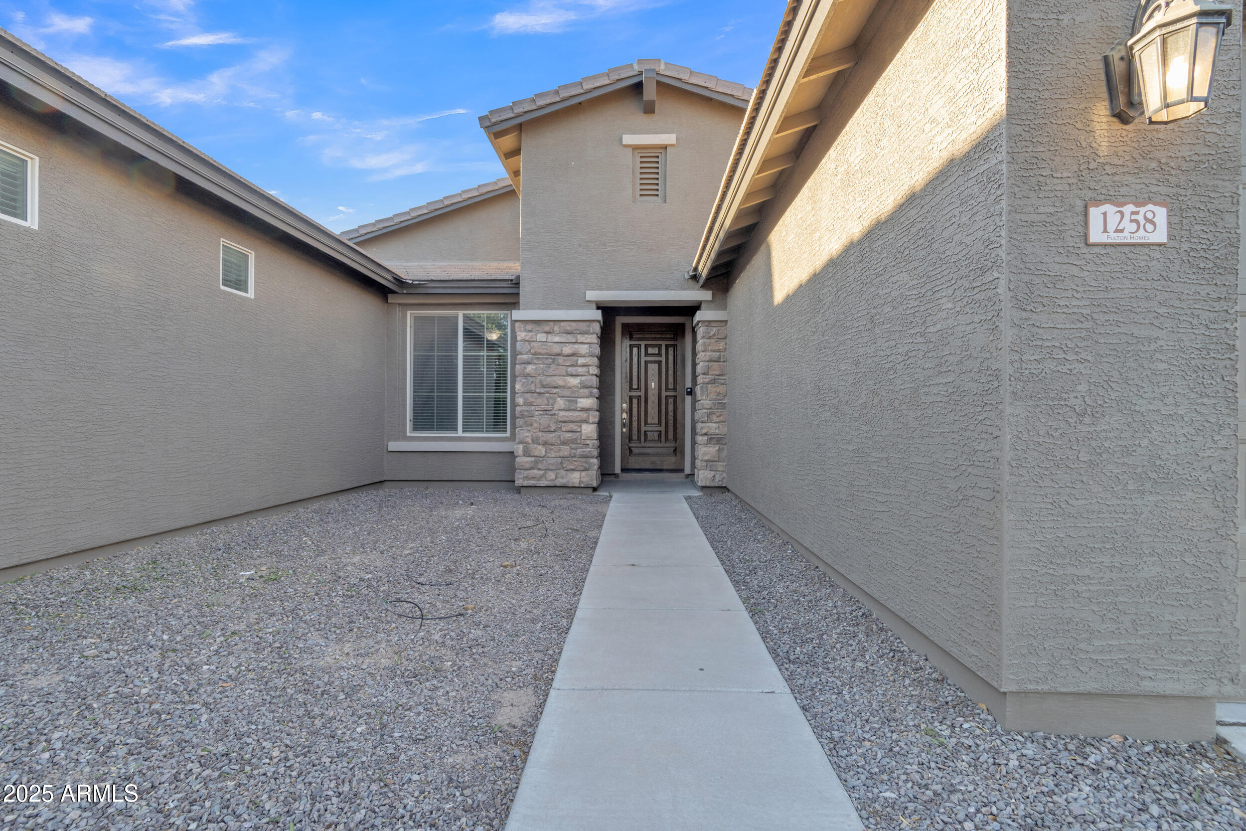 1258 W PLANE TREE Avenue