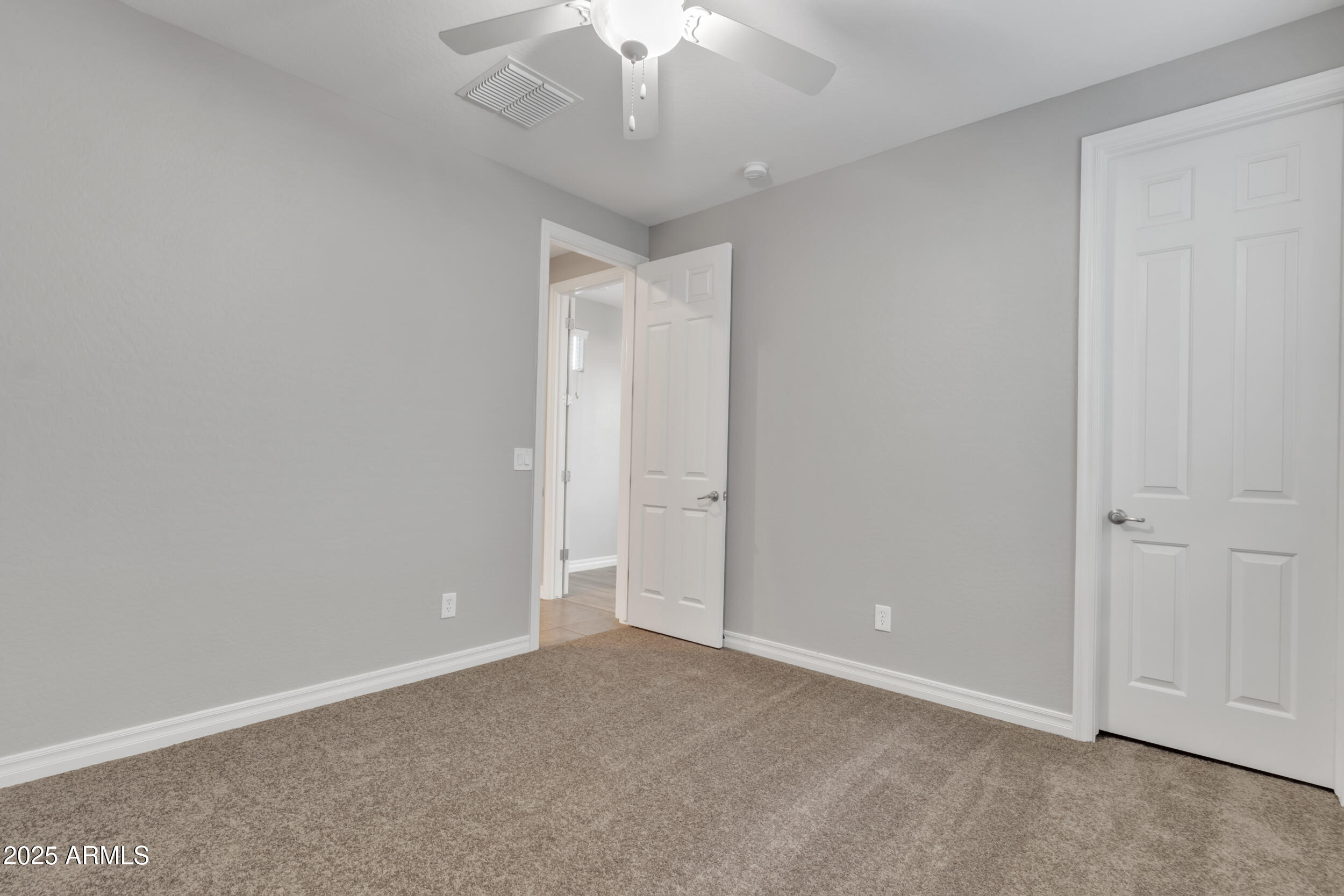 1258 W PLANE TREE Avenue