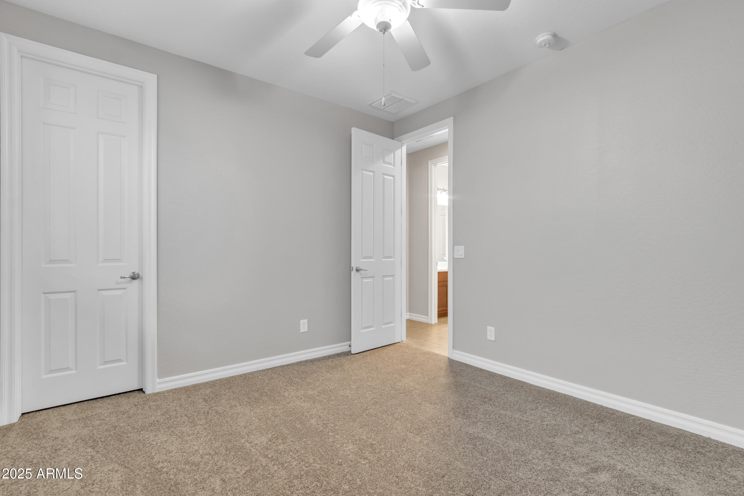 1258 W PLANE TREE Avenue