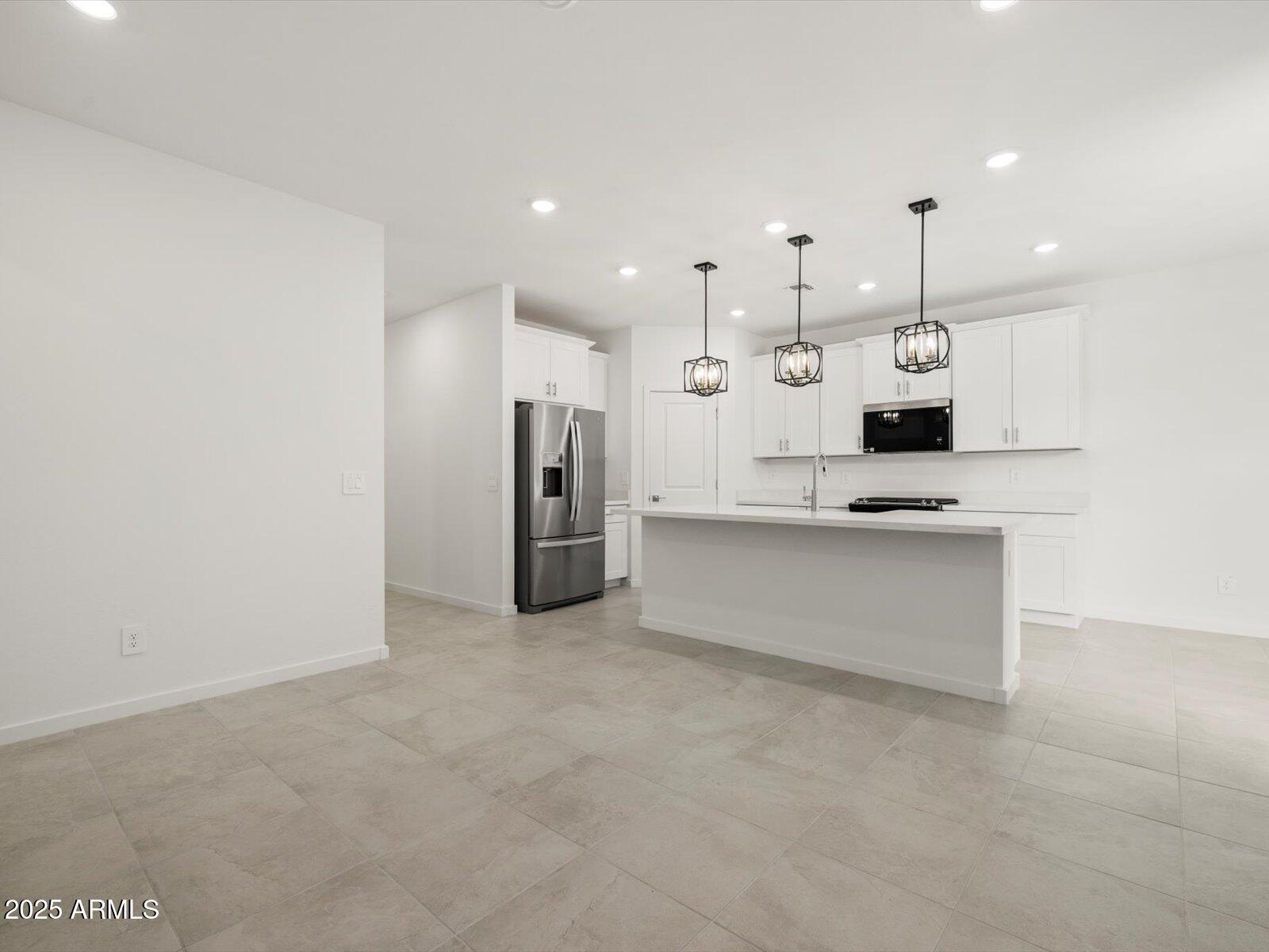 16005 W BRONCO Trail, Surprise