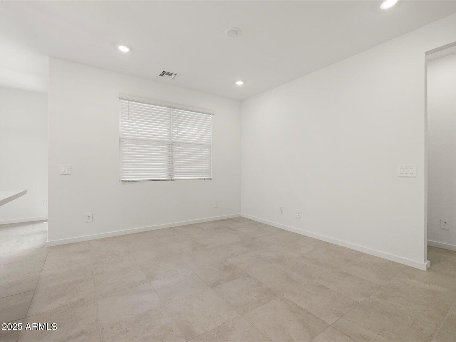 16005 W BRONCO Trail, Surprise