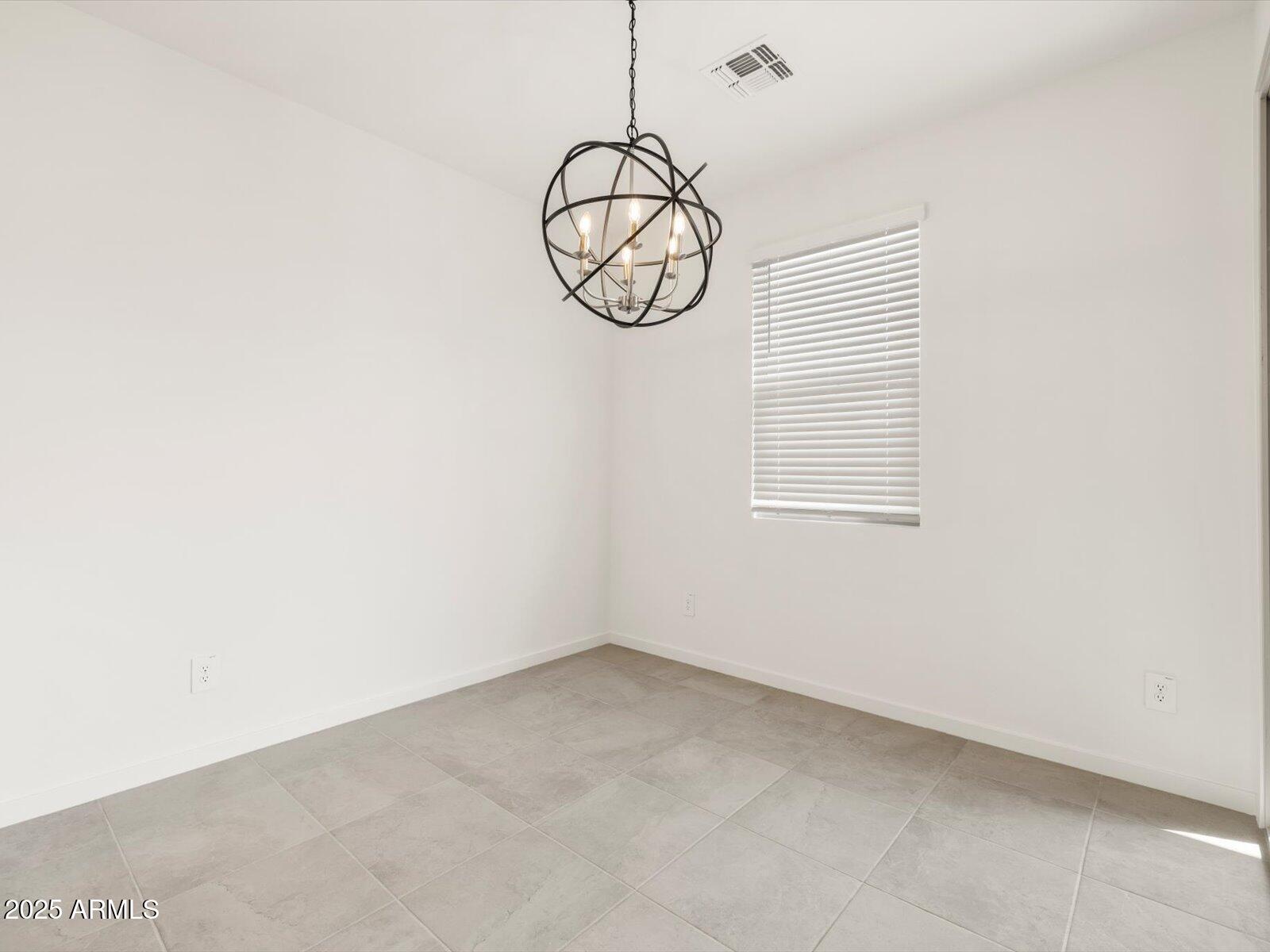 16005 W BRONCO Trail, Surprise