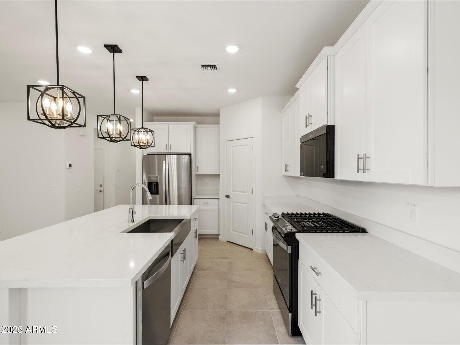 16005 W BRONCO Trail, Surprise