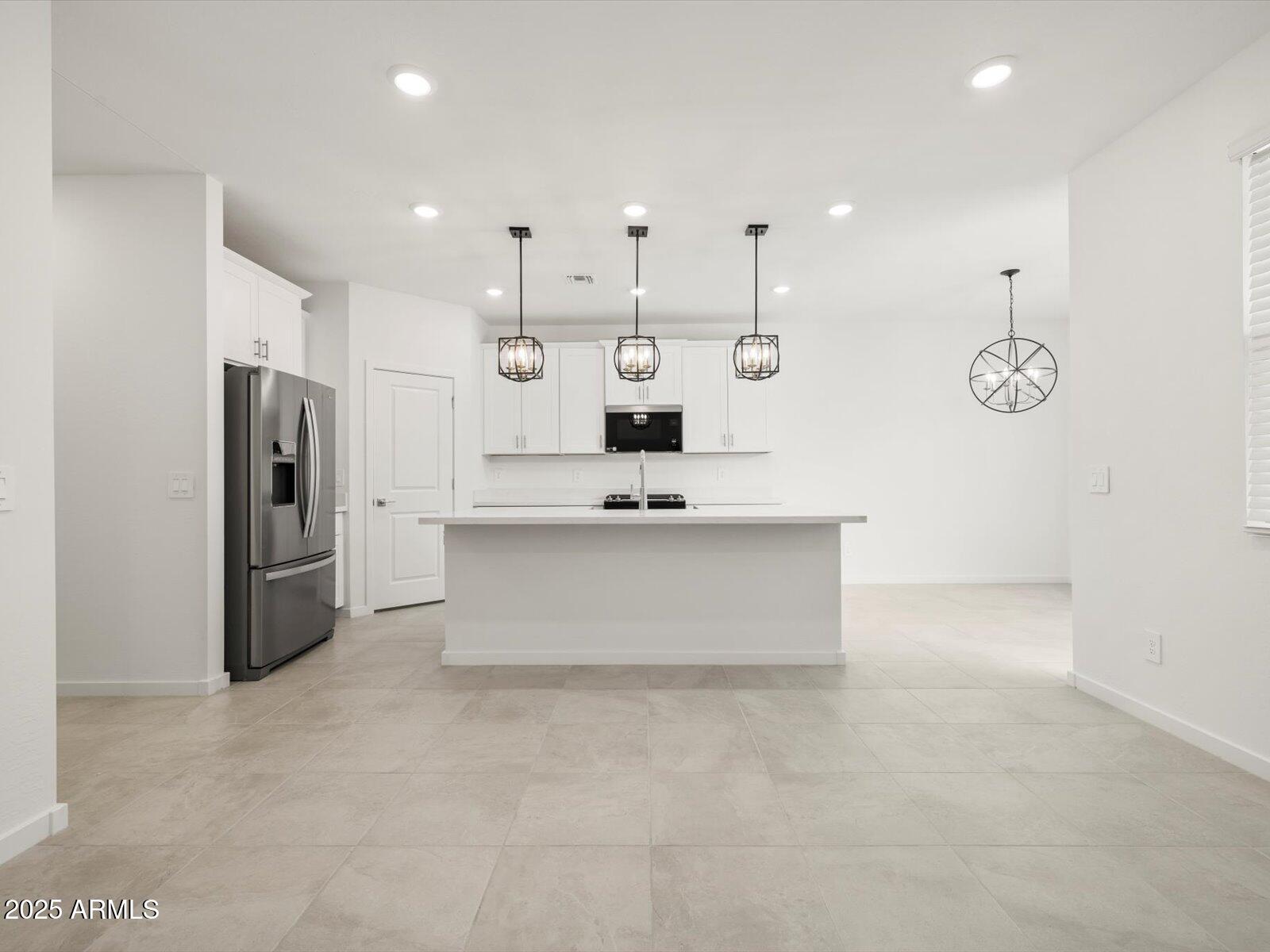 16005 W BRONCO Trail, Surprise