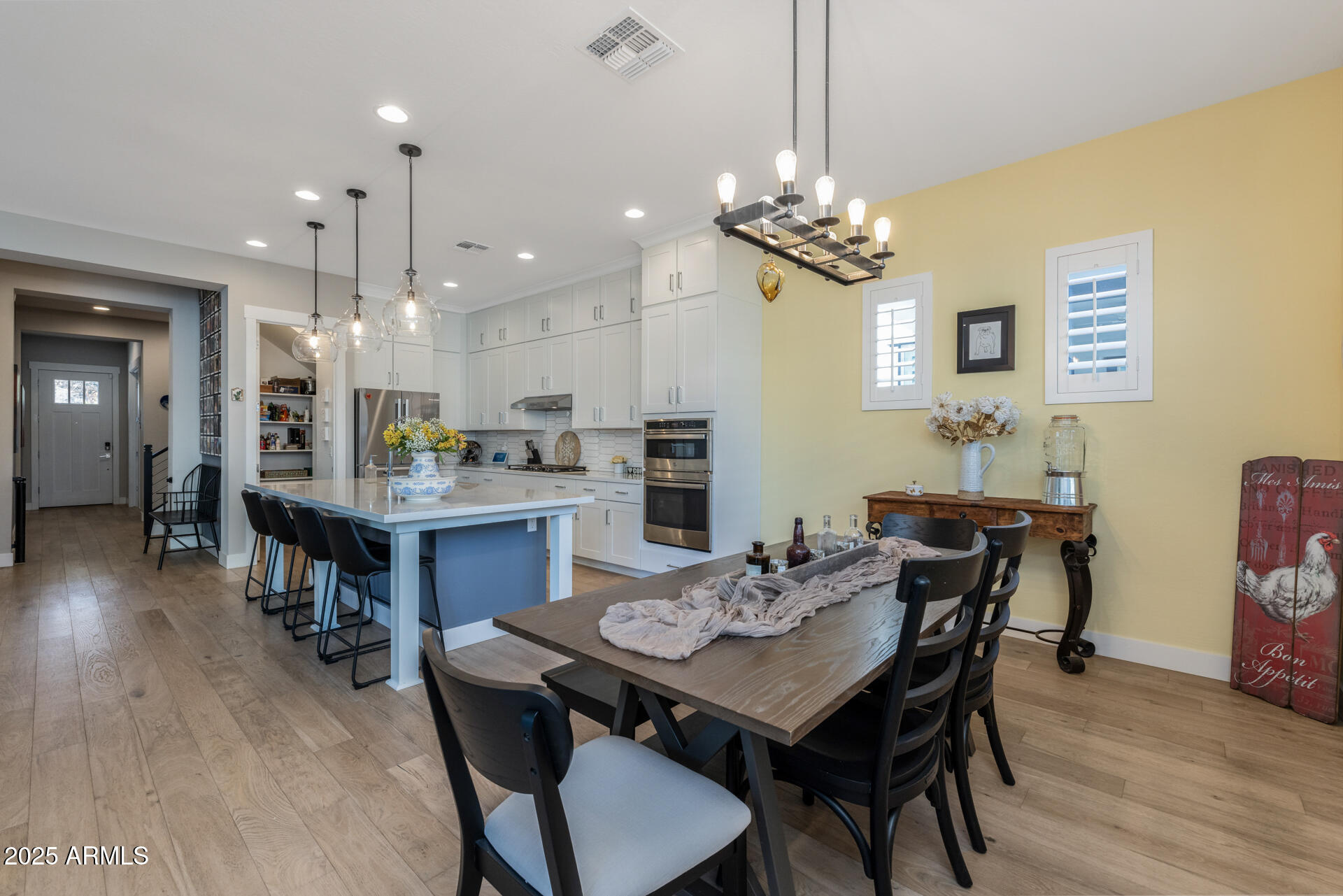 1336 E SIERRA VISTA Drive