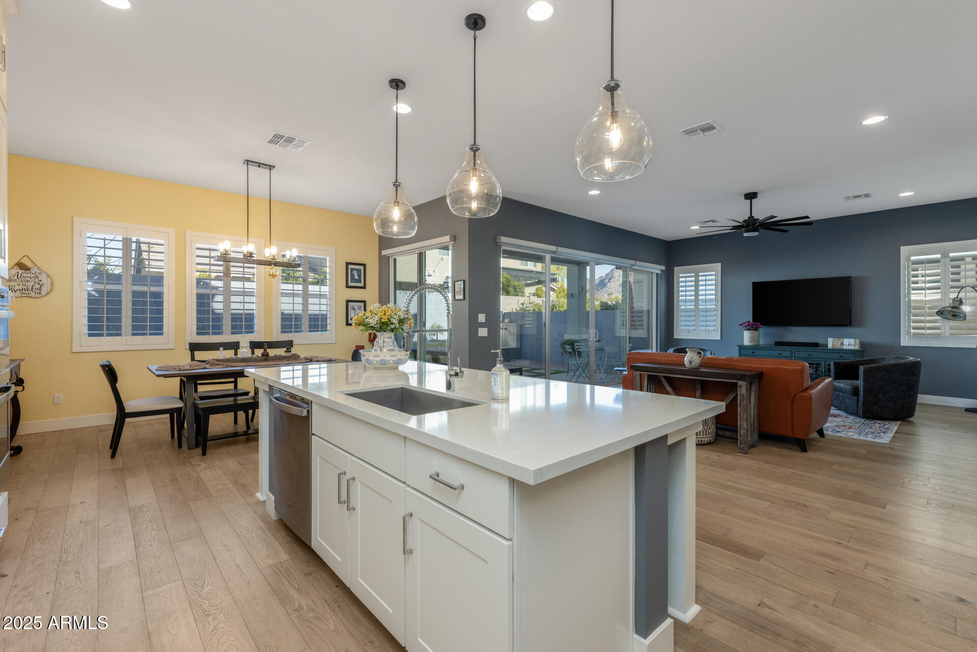 1336 E SIERRA VISTA Drive