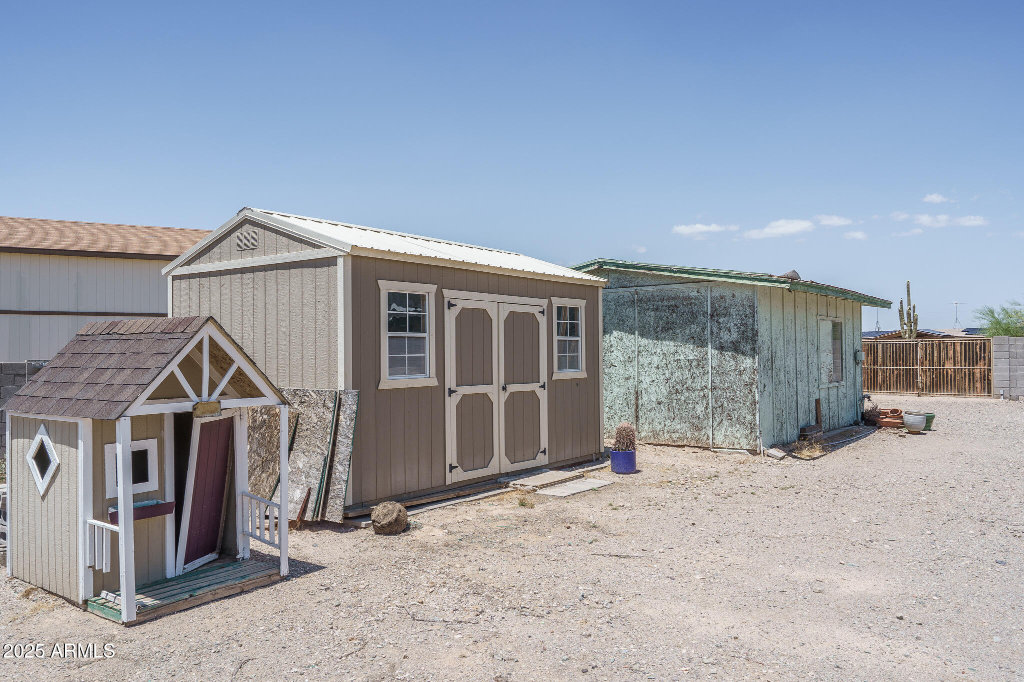 16931 W BARWICK Drive