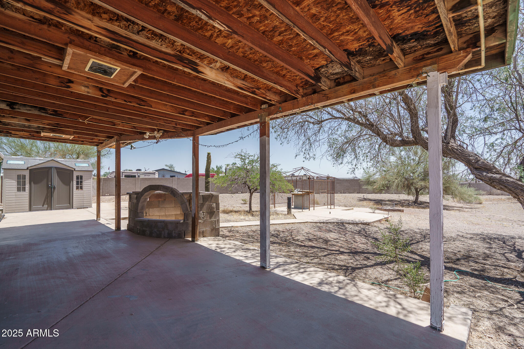 16931 W BARWICK Drive