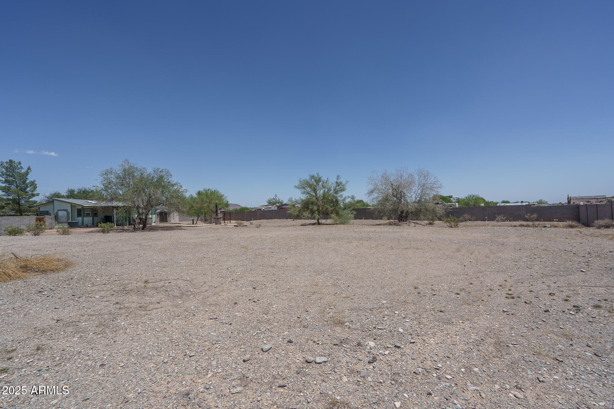 16931 W BARWICK Drive