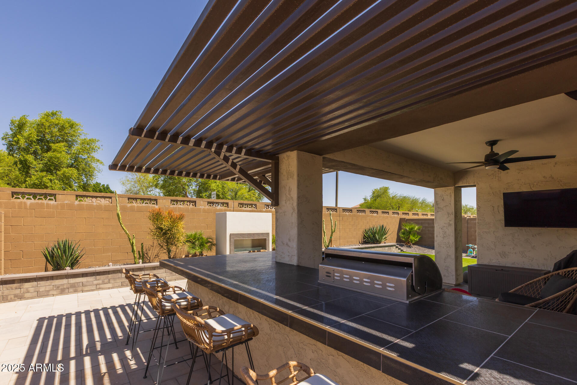 17178 W BUCHANAN Street