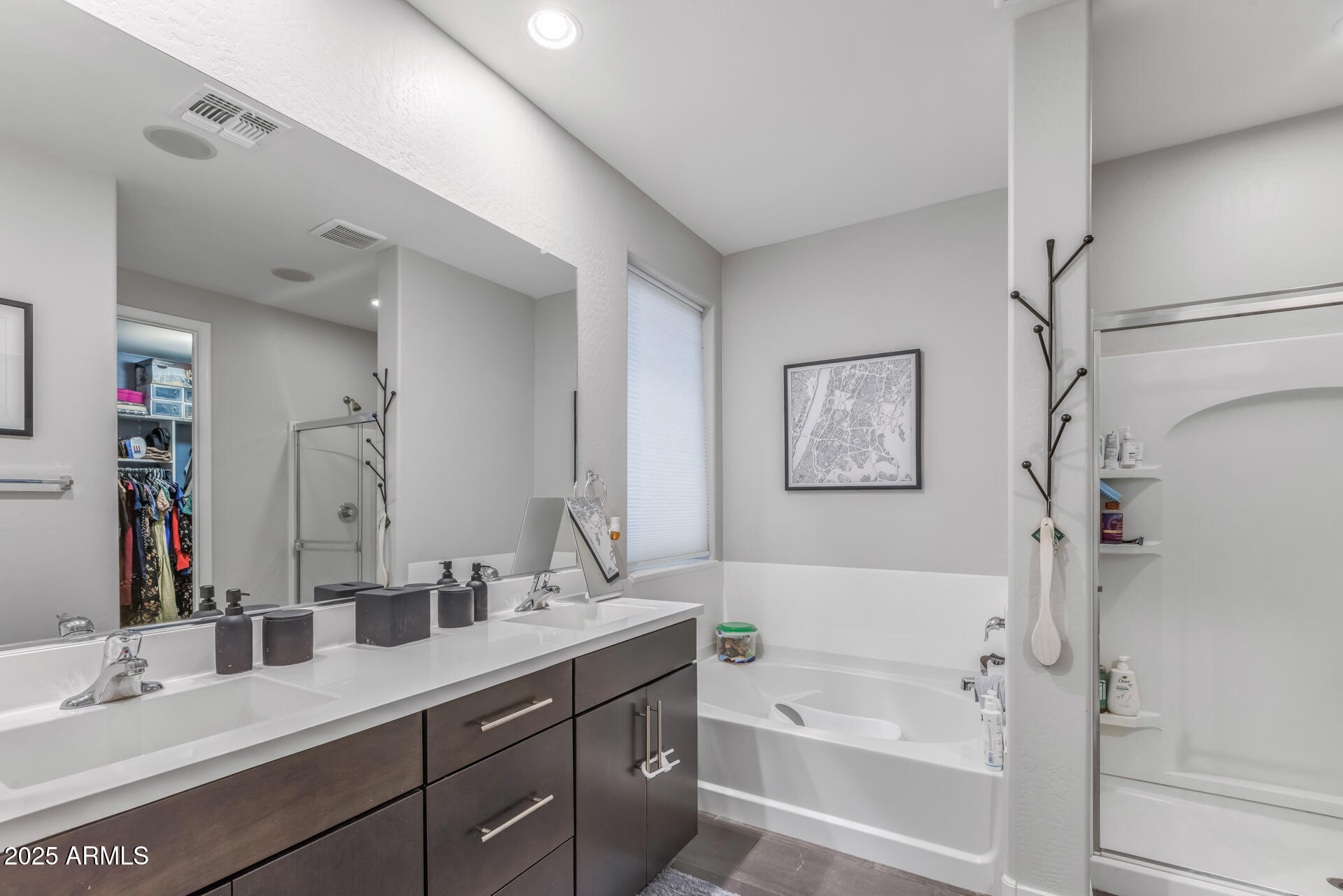 17178 W BUCHANAN Street