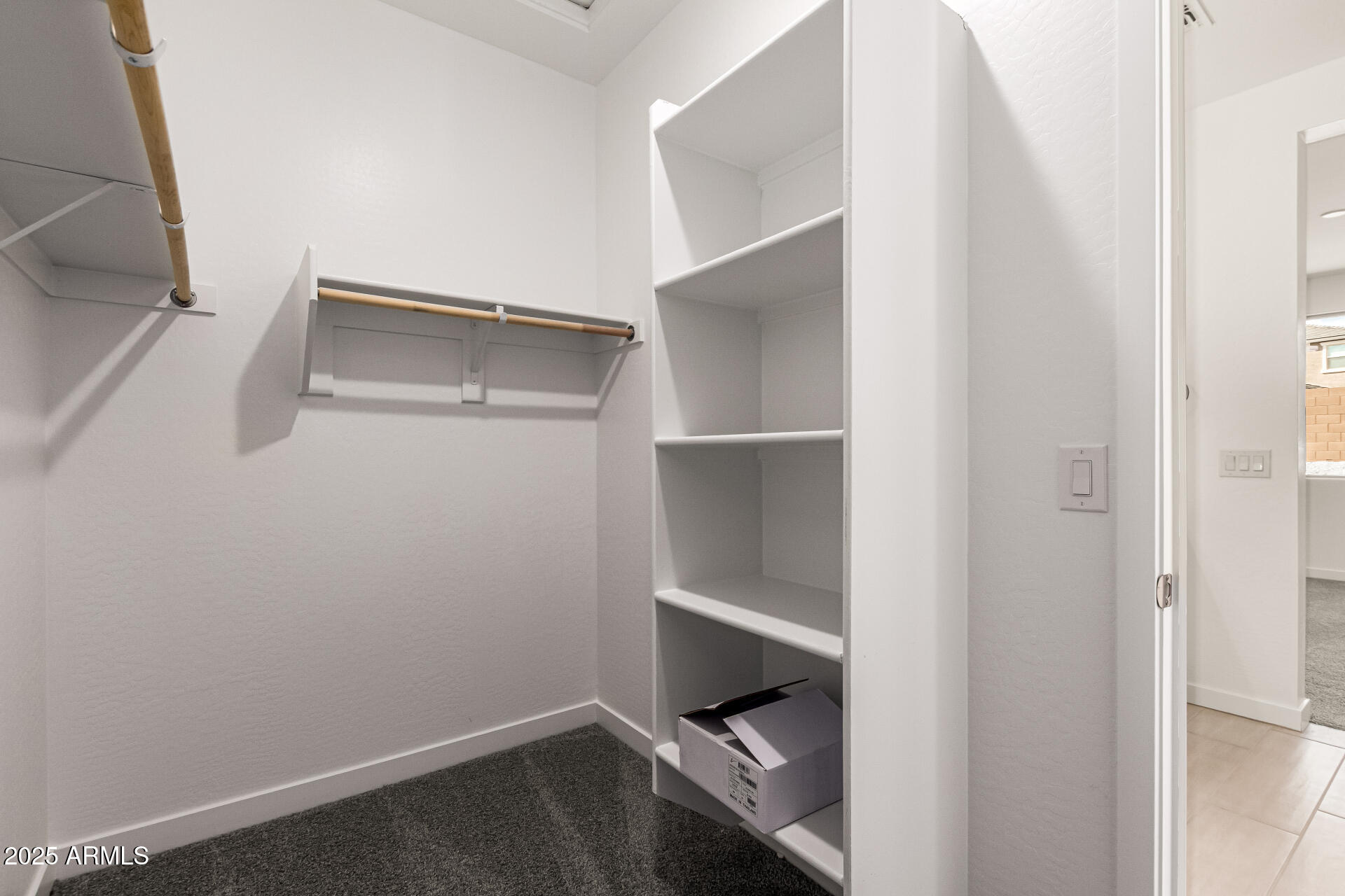 18676 E HELIAN Drive