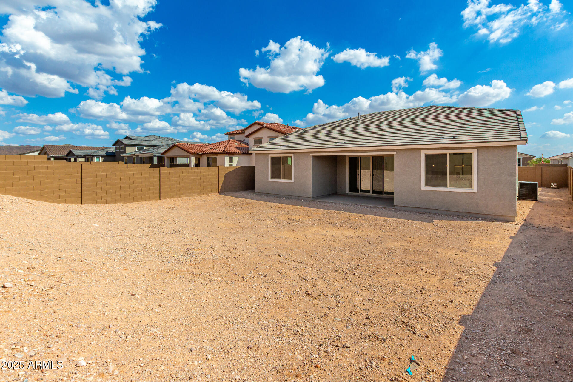 18676 E HELIAN Drive