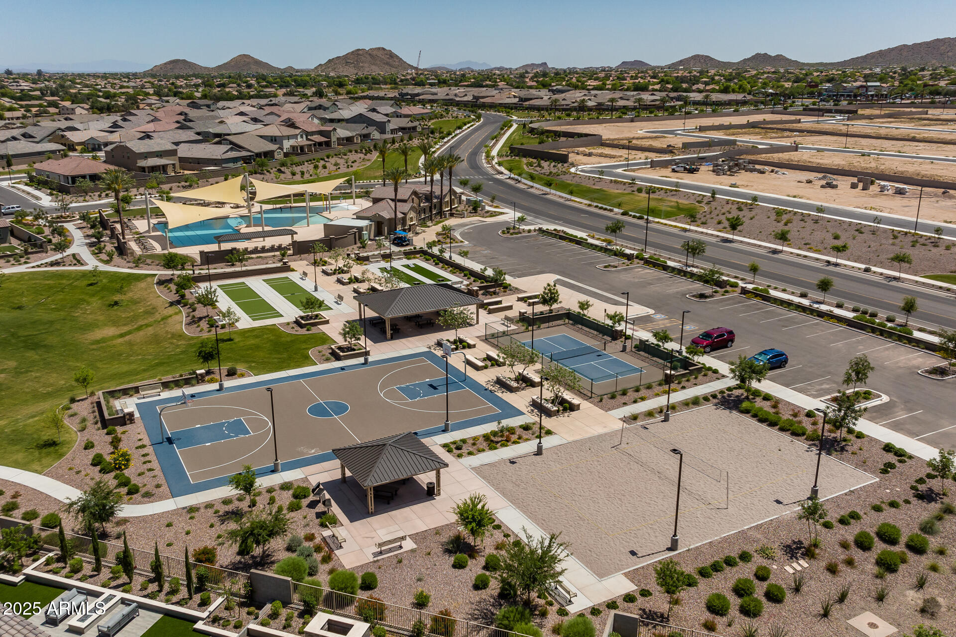 2847 W SHOW LOW Drive