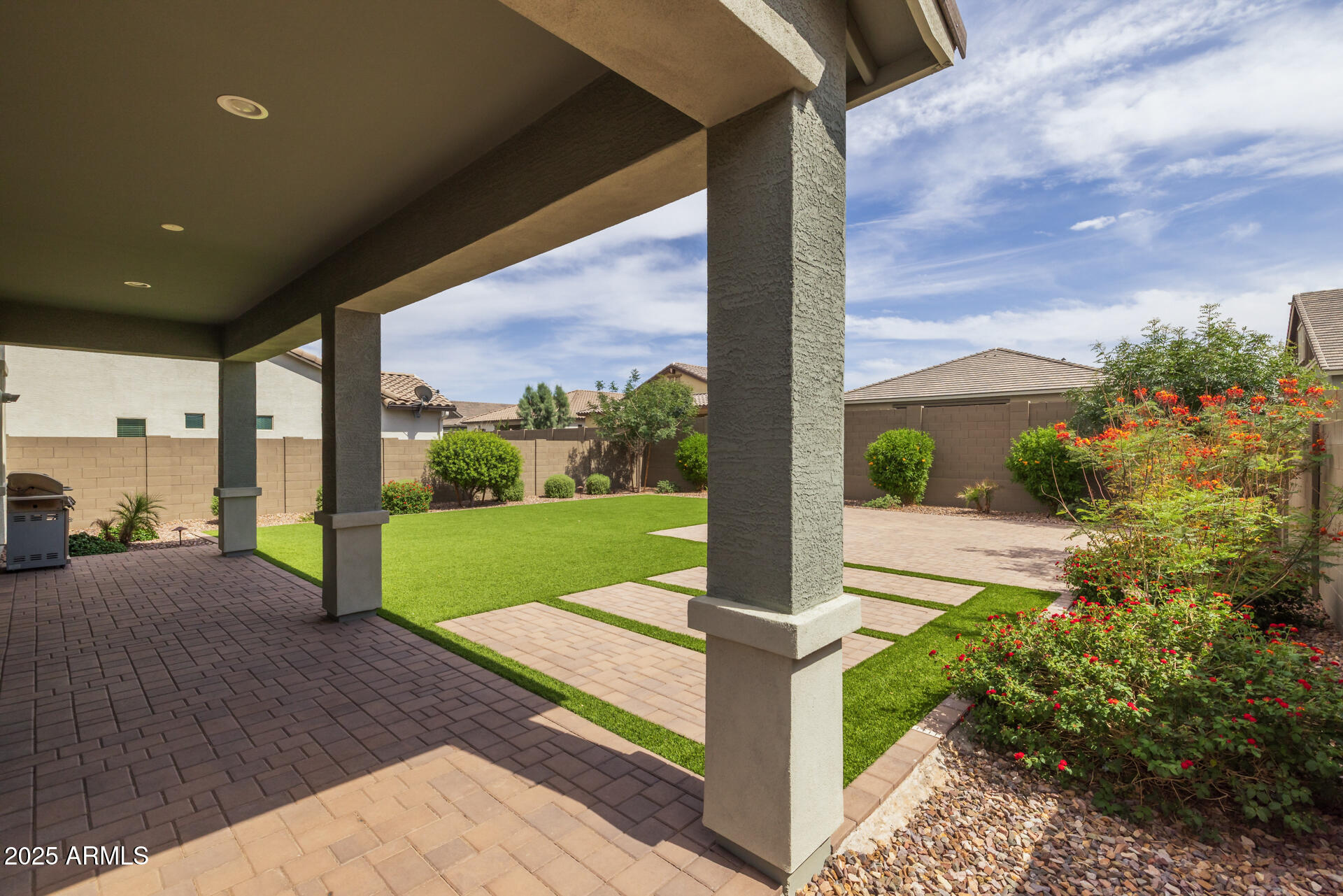 2847 W SHOW LOW Drive