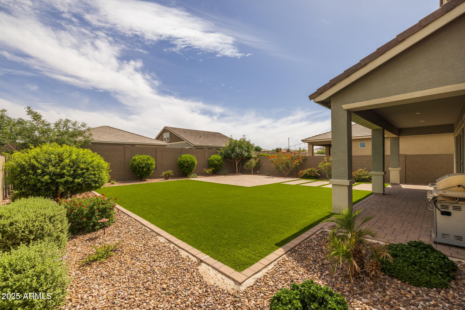 2847 W SHOW LOW Drive