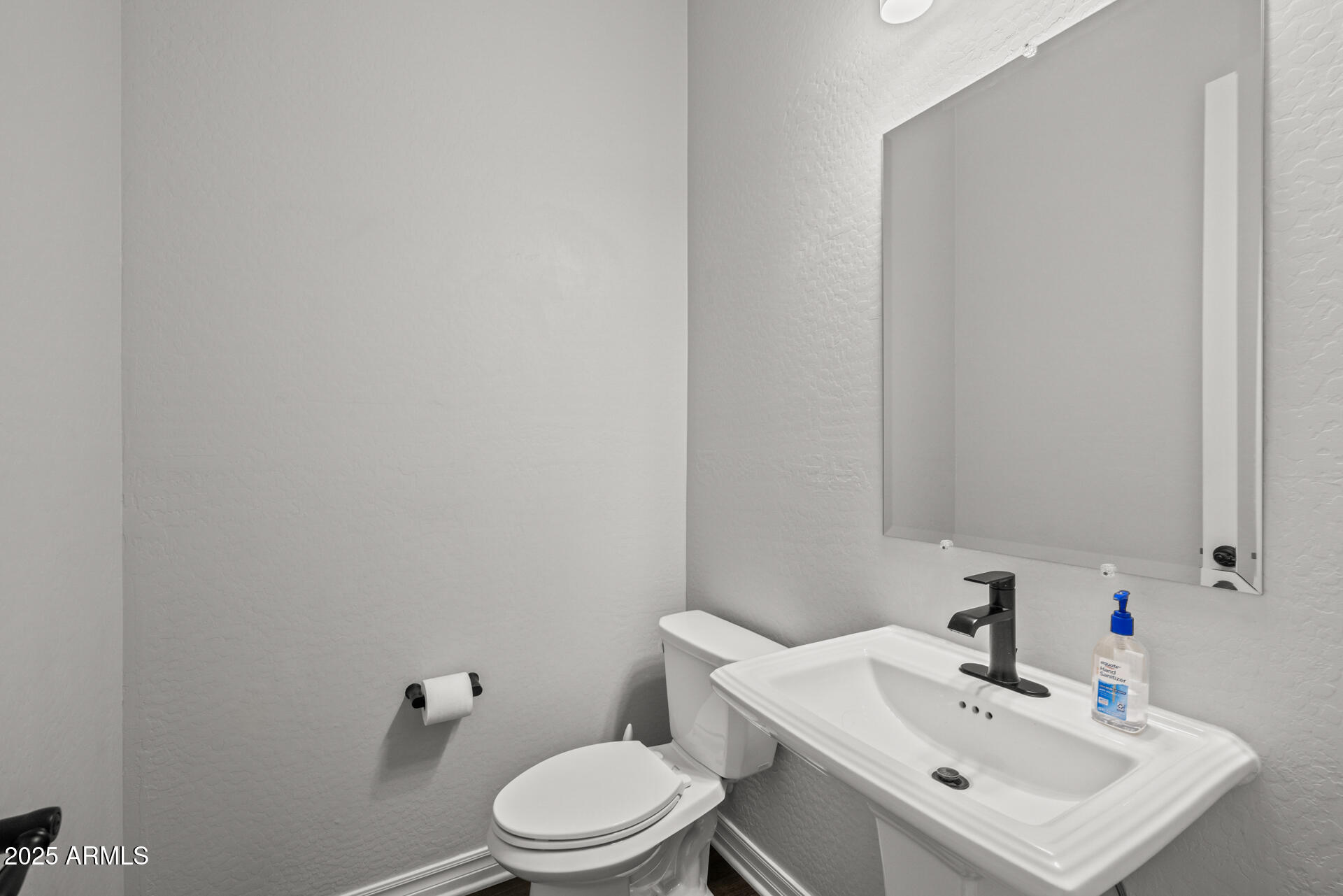 2847 W SHOW LOW Drive