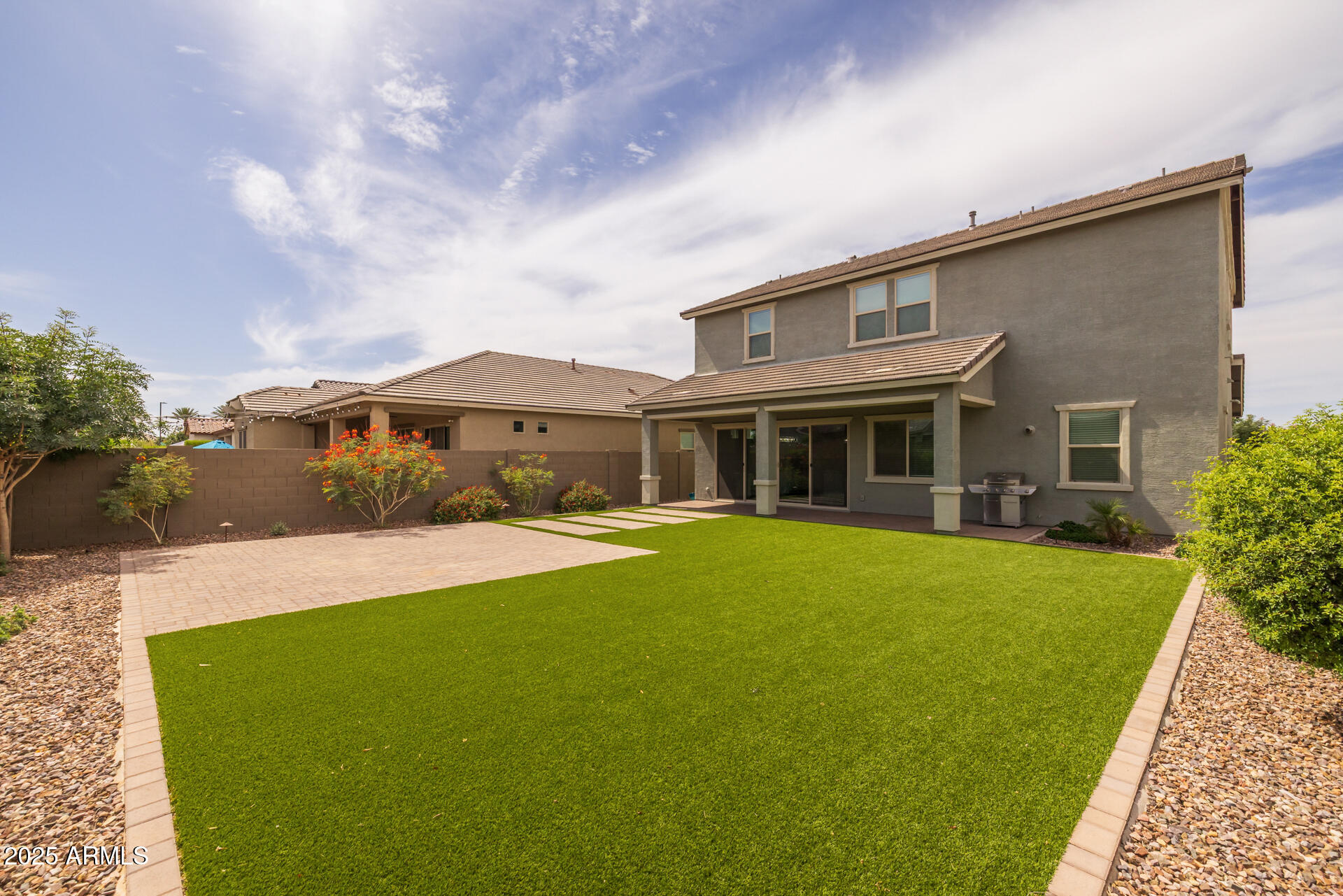 2847 W SHOW LOW Drive