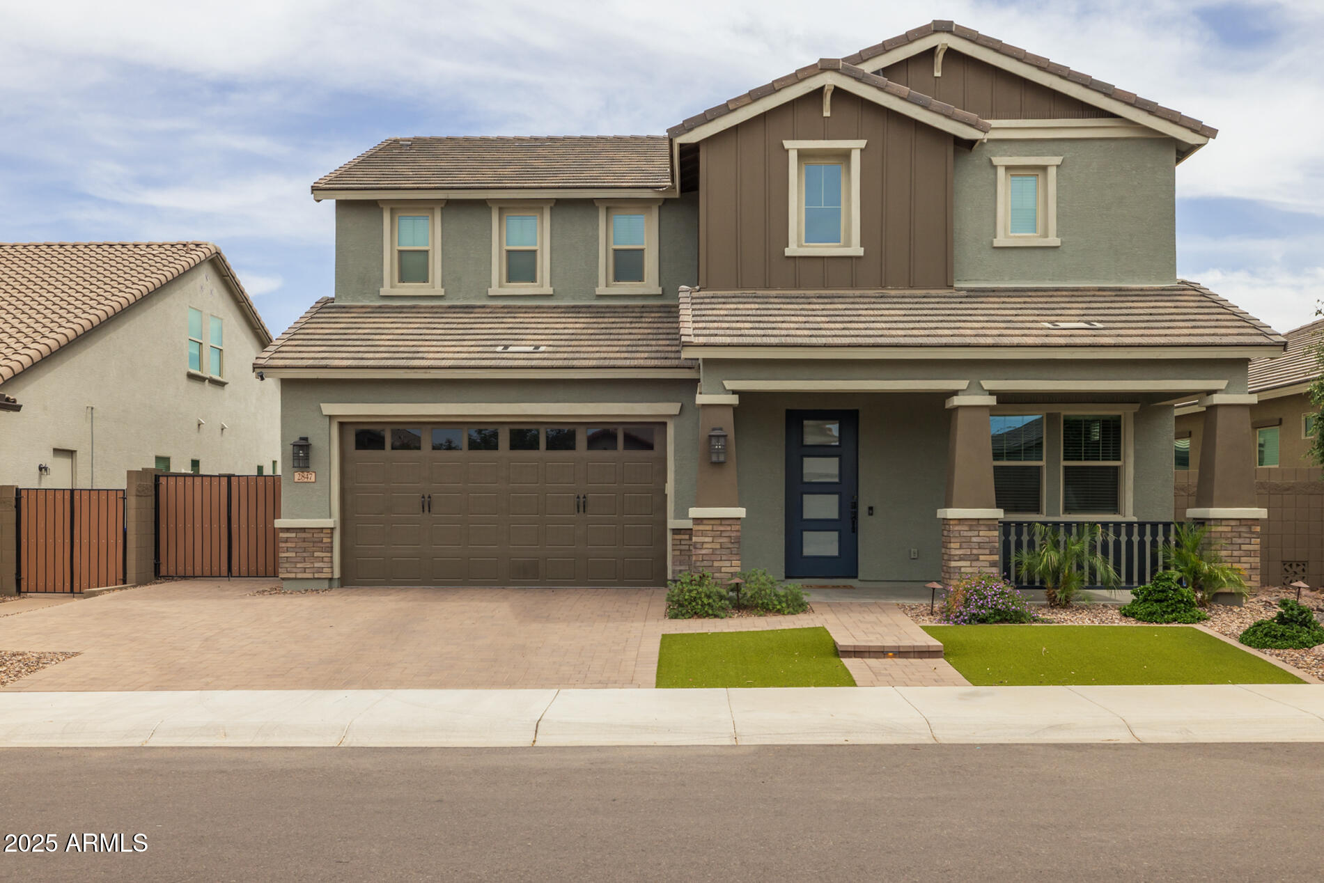 2847 W SHOW LOW Drive