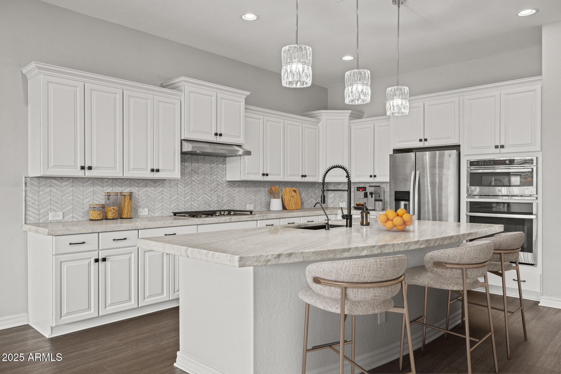 2847 W SHOW LOW Drive