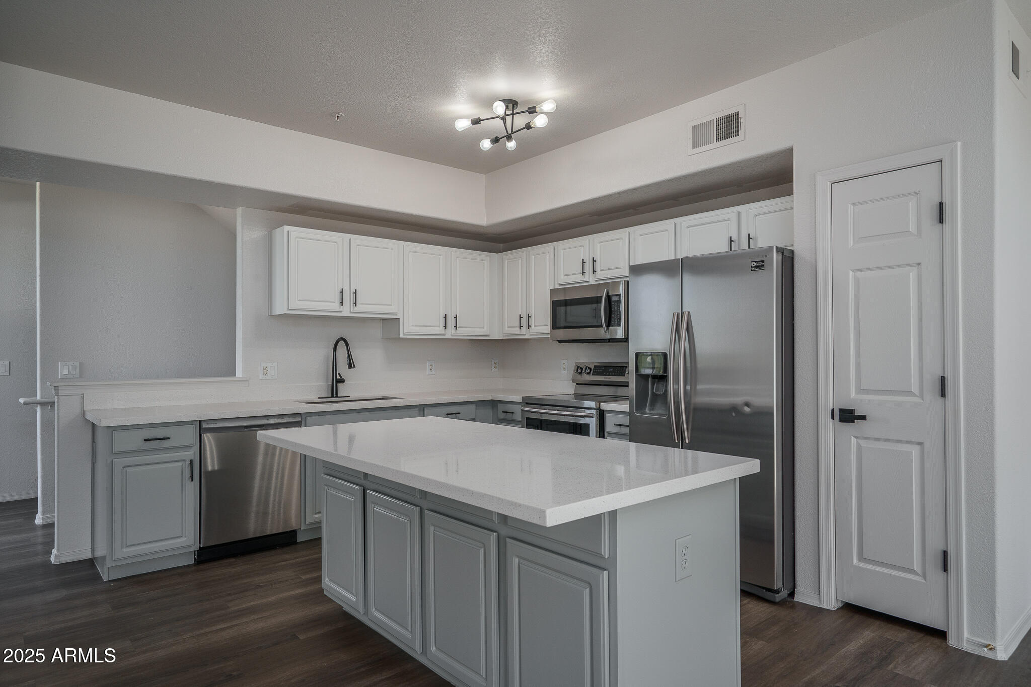 18250 N CAVE CREEK Road, 164