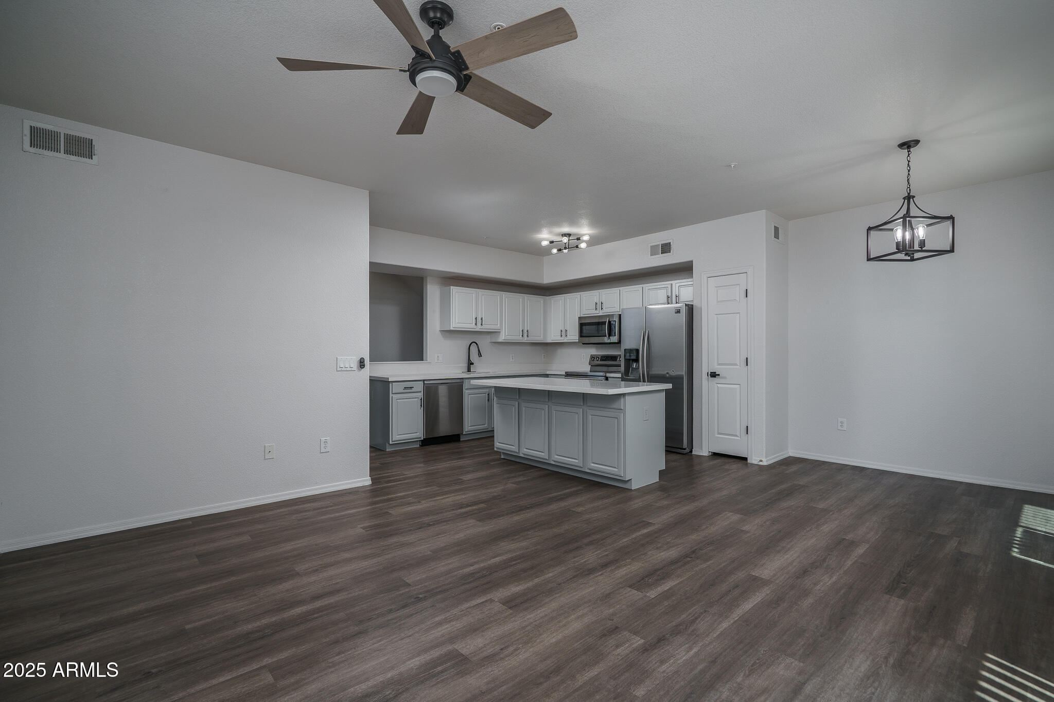 18250 N CAVE CREEK Road, 164