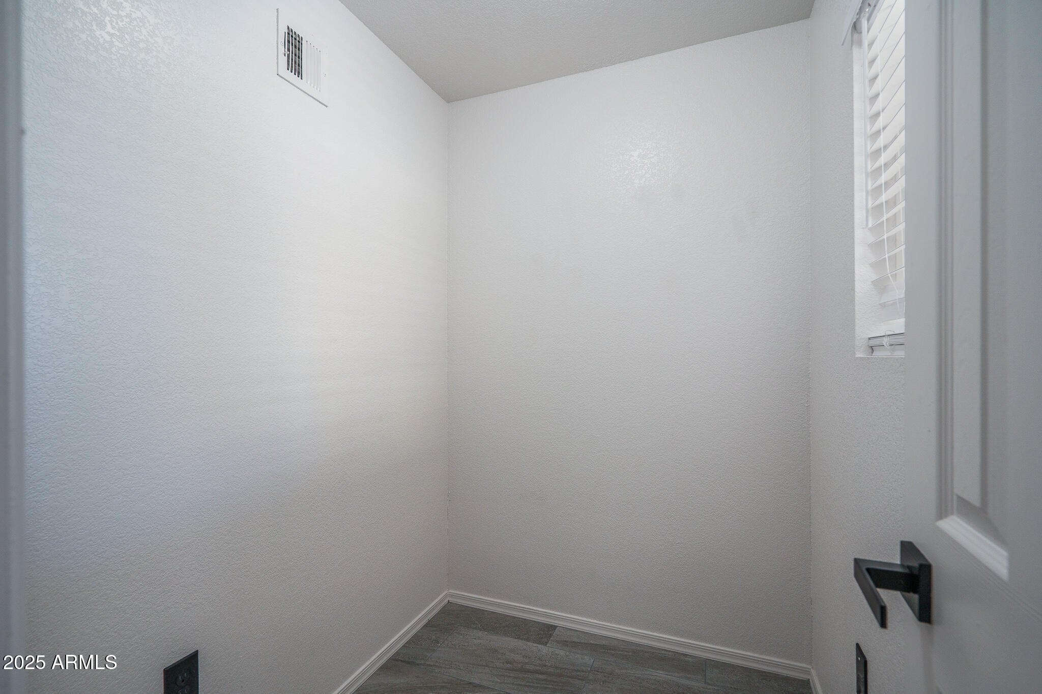 18250 N CAVE CREEK Road, 164